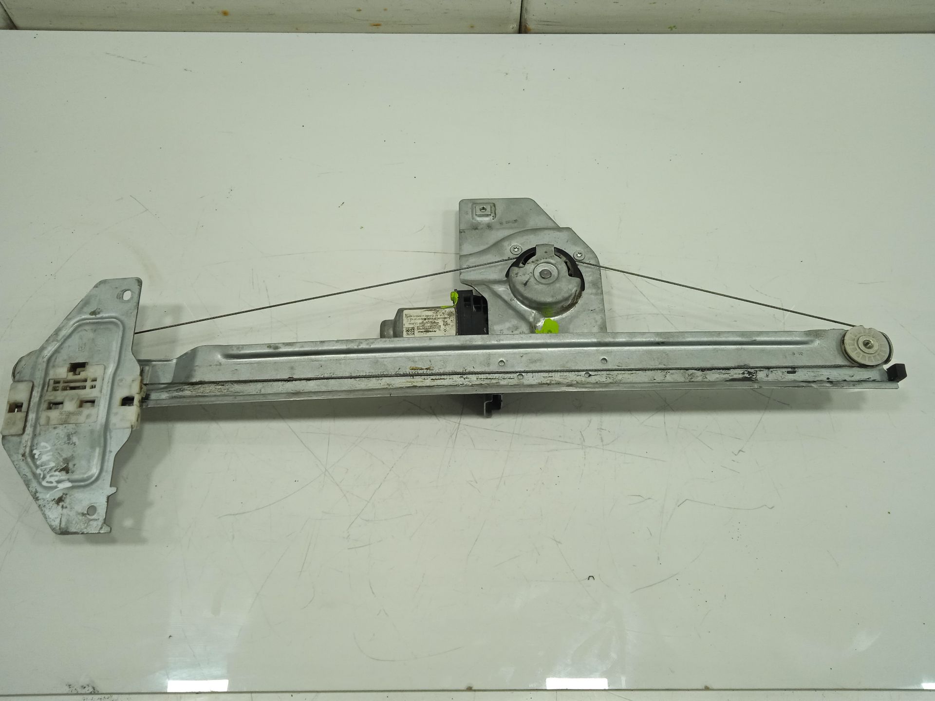 ELEVALUNAS DELANTERO IZQUIERDO PEUGEOT PARTNER KASTEN Confort L1