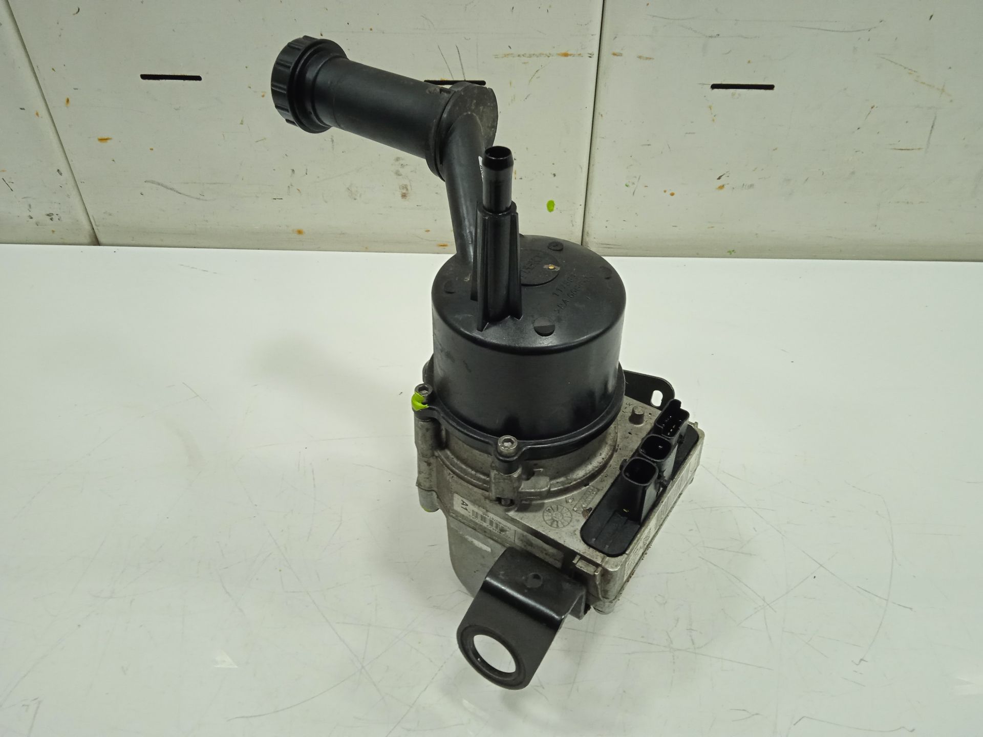 BOMBA DIRECCION CITROEN C4 LIM. Business