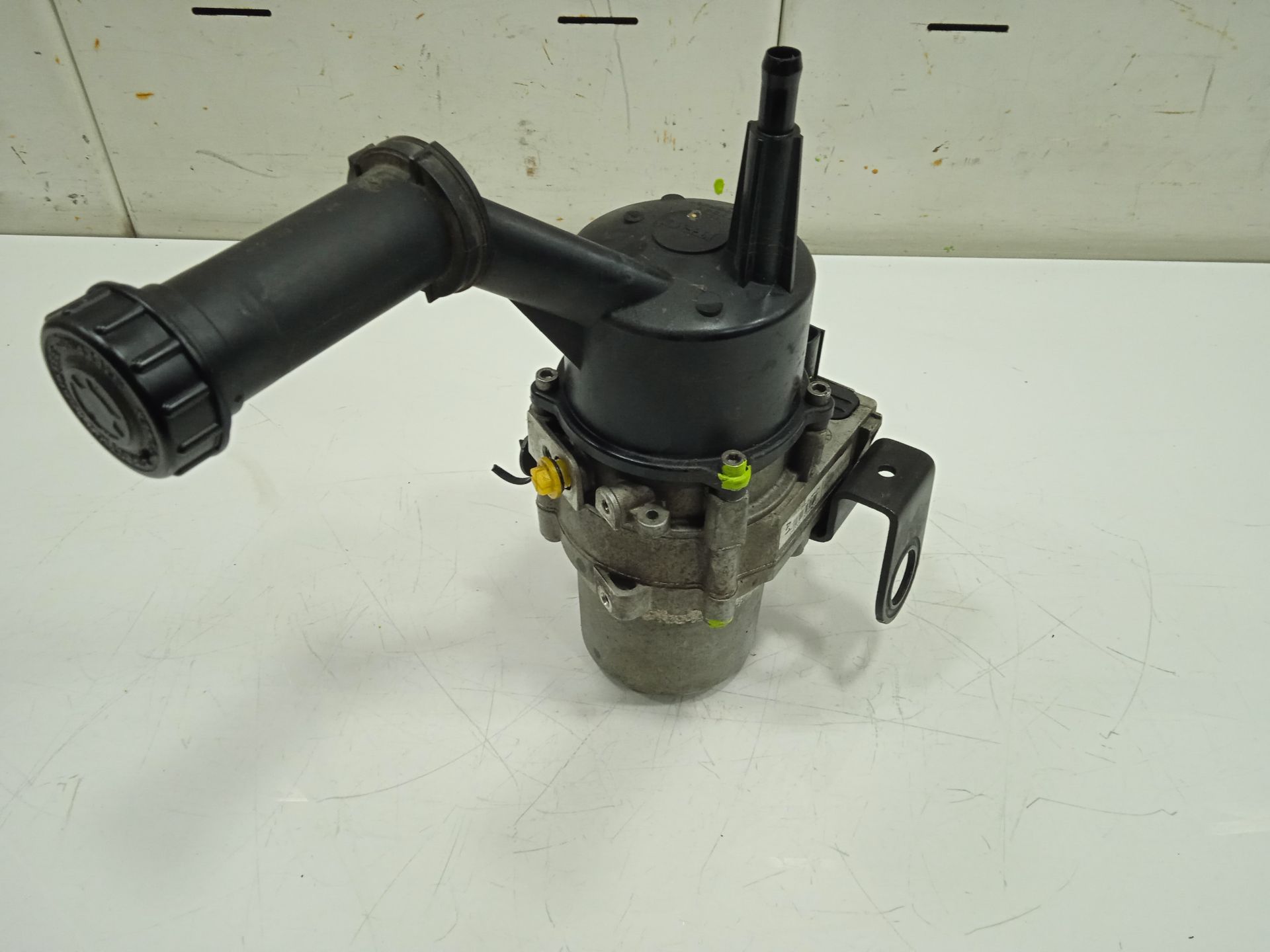 BOMBA DIRECCION CITROEN C4 LIM. Business