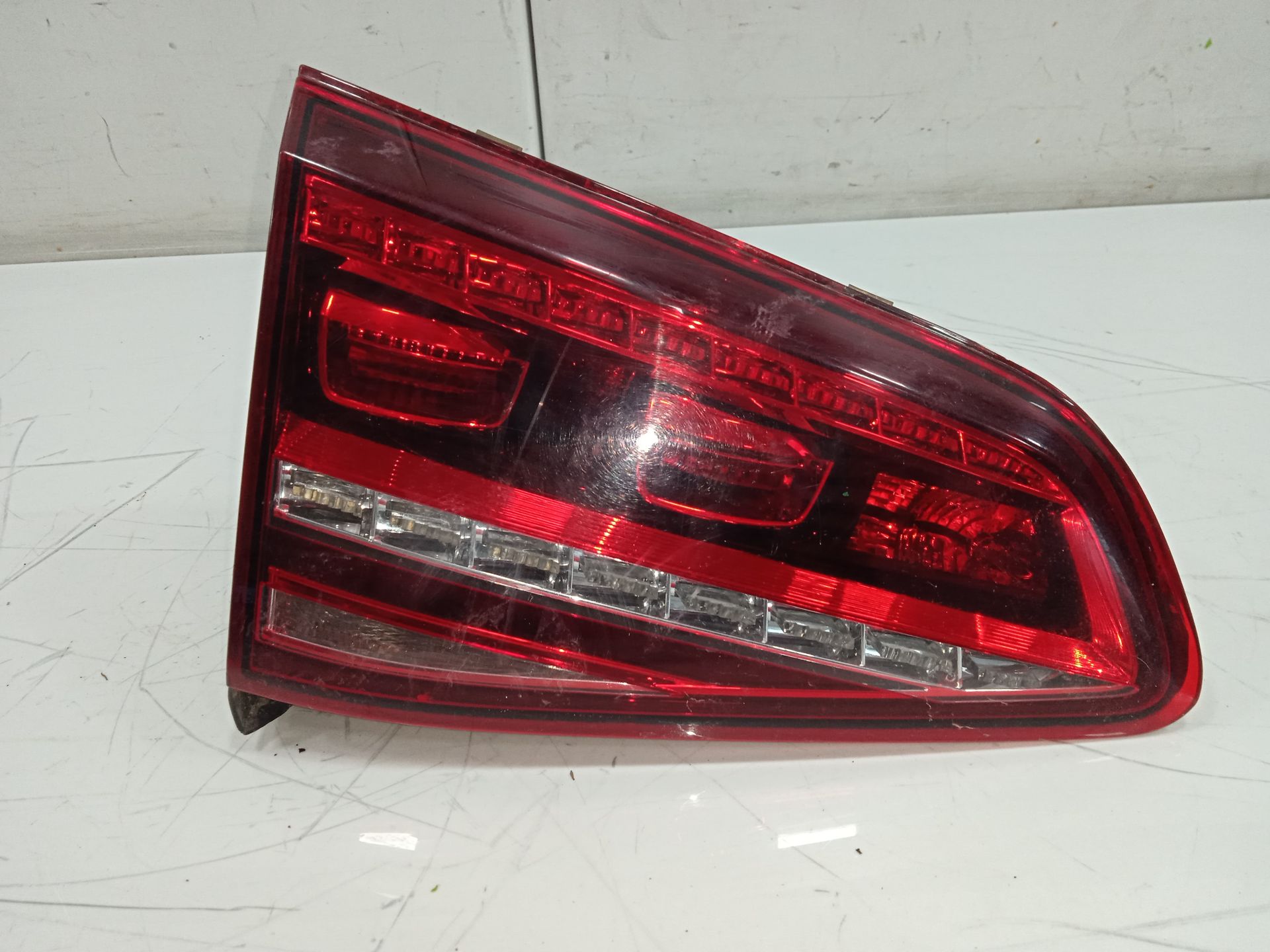 PILOTO INTERIOR TRASERO IZQUIERDO VOLKSWAGEN GOLF VII LIM. GTI BlueMotion
