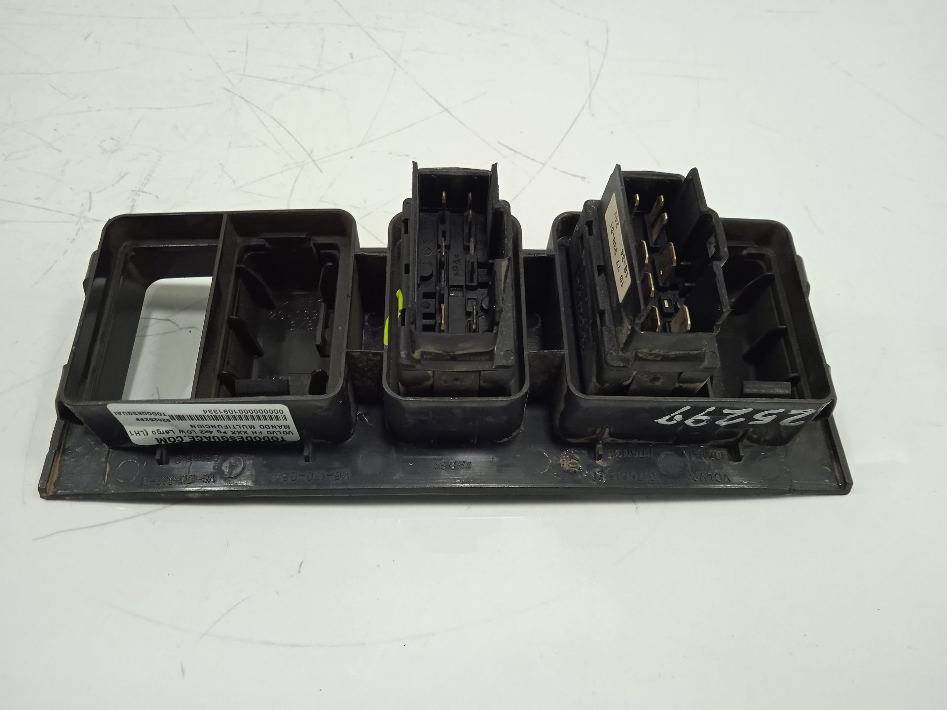 MANDO MULTIFUNCION VOLVO FH XXX Fg 4x2 LOW Largo (LH1 o L2H1)