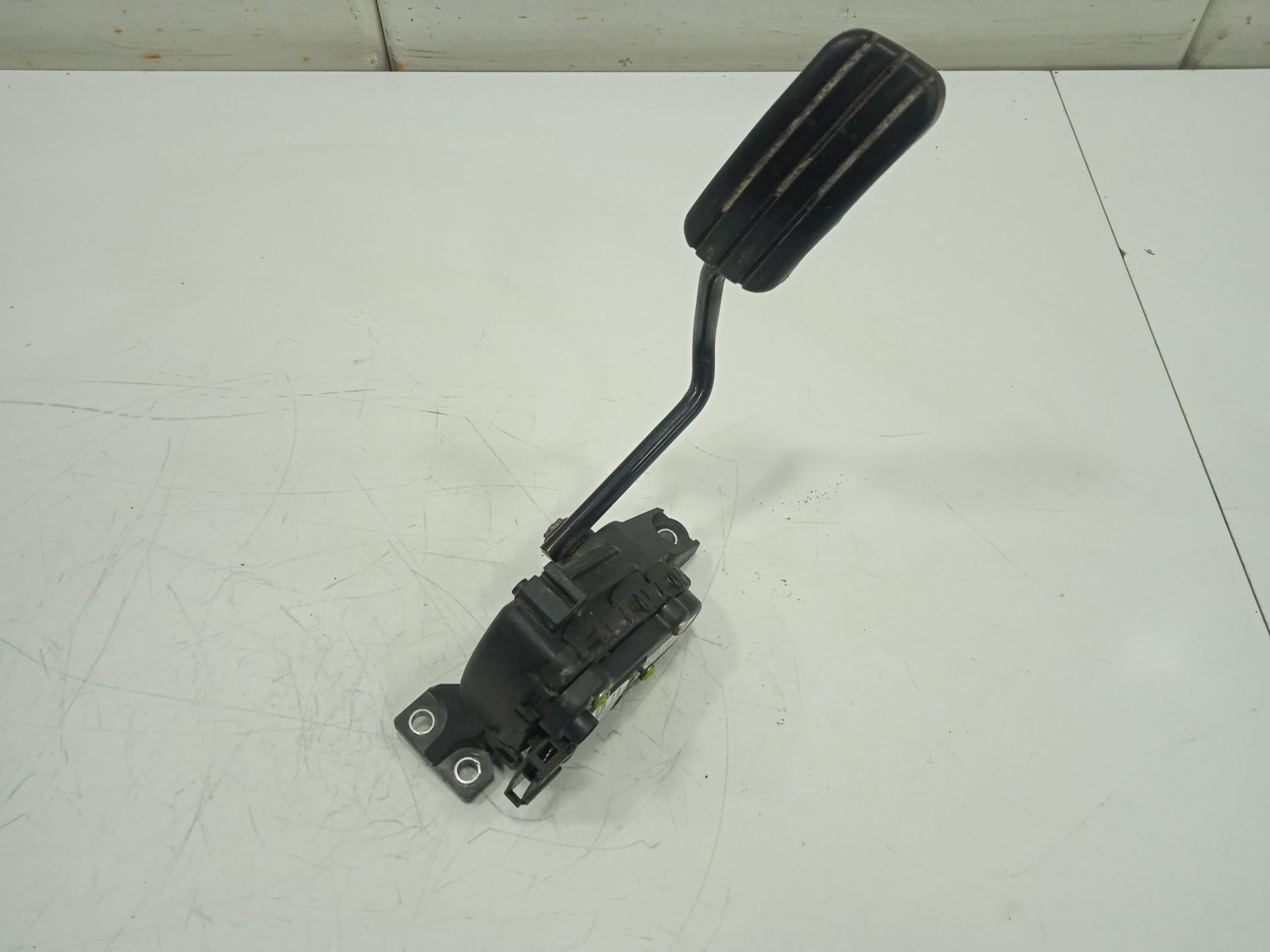 POTENCIOMETRO NISSAN PRIMASTAR (X83) Caja cerrada batalla corta 2,96t