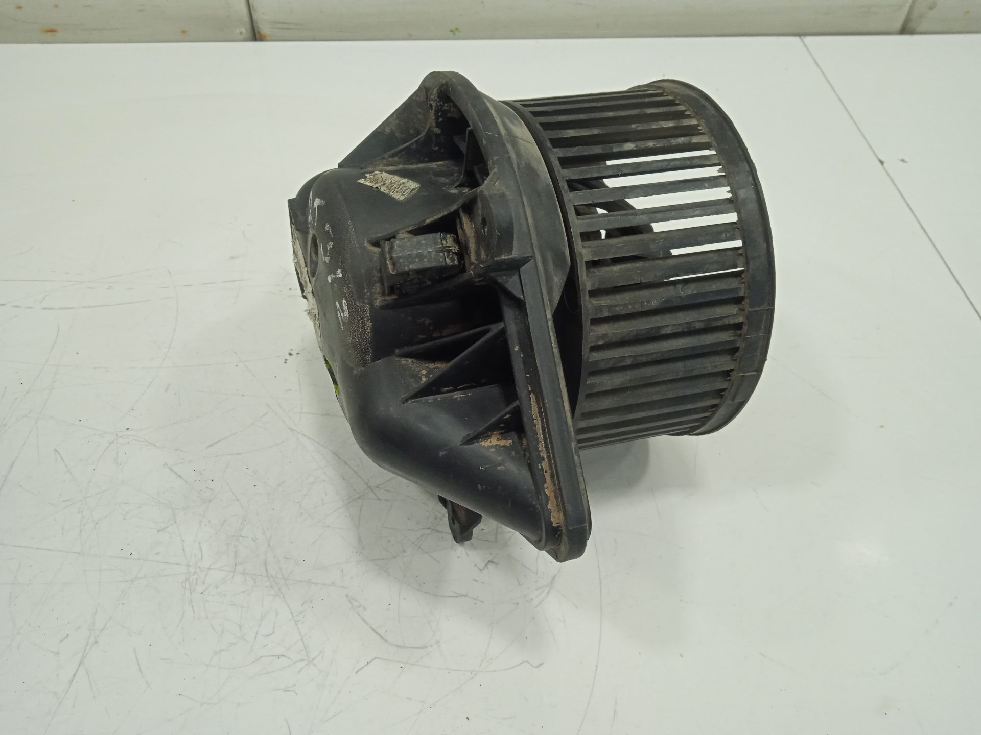MOTOR CALEFACCION foto 2