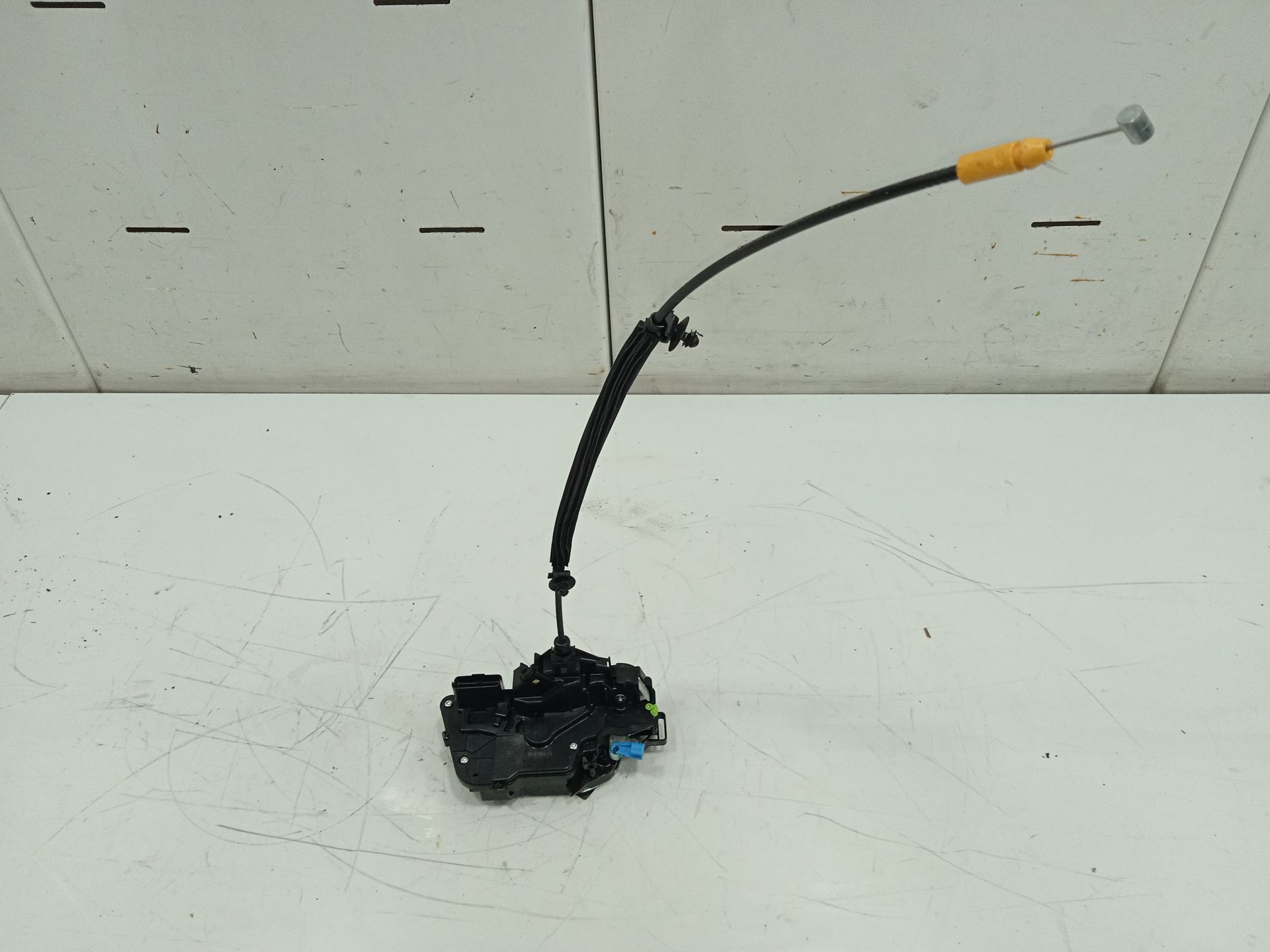 CERRADURA PUERTA TRASERA DERECHA DFSK FENGON IX5 CLASSIC