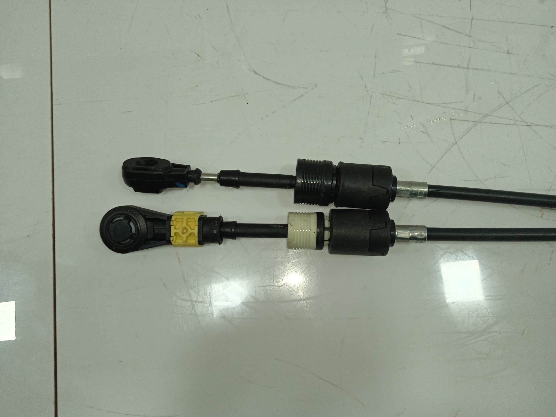 CABLES CAMBIO VOLVO V60 KOMBI Kinetic