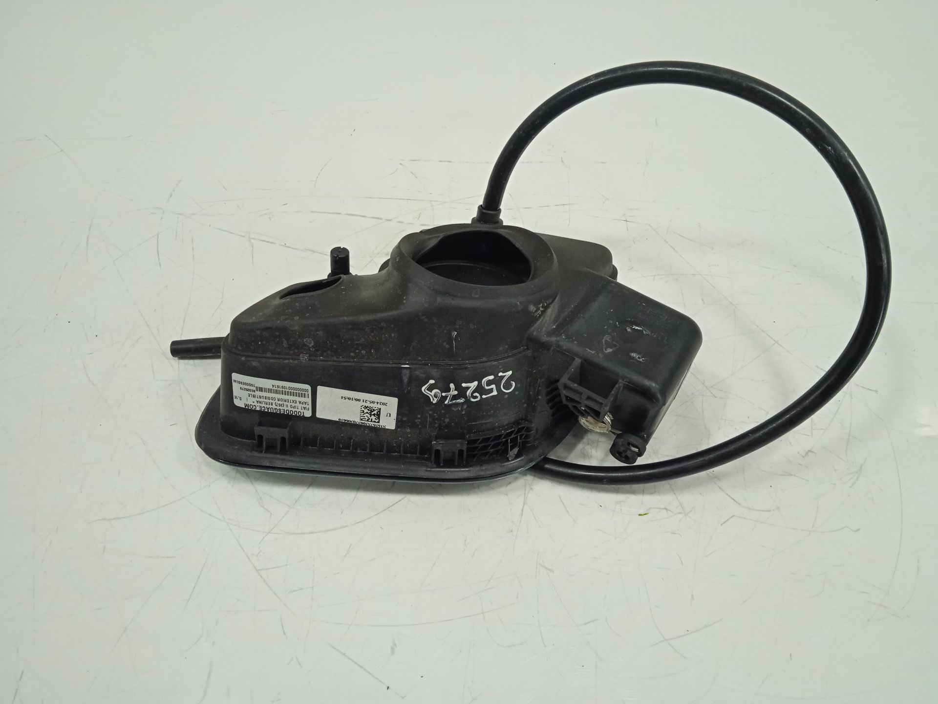 TAPA EXTERIOR COMBUSTIBLE FIAT TIPO II (357) BERLINA CITY SPORT