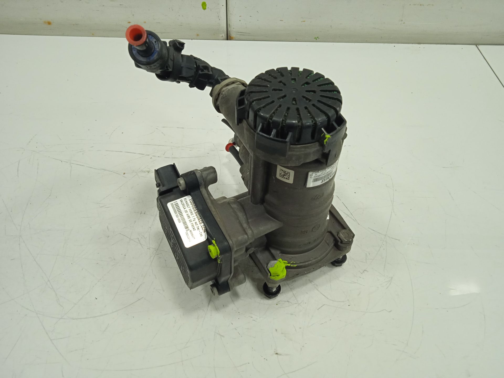 VALVULA DE AIRE DE FRENO RENAULT SERIE T Fg 4x2 Day-Cab