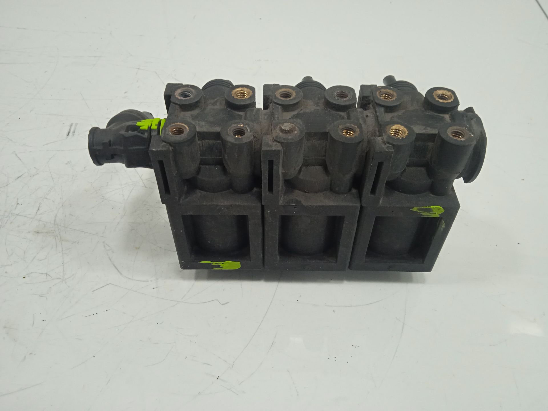 VALVULA SOLINOIDE RENAULT SERIE T Fg 4x2 Day-Cab