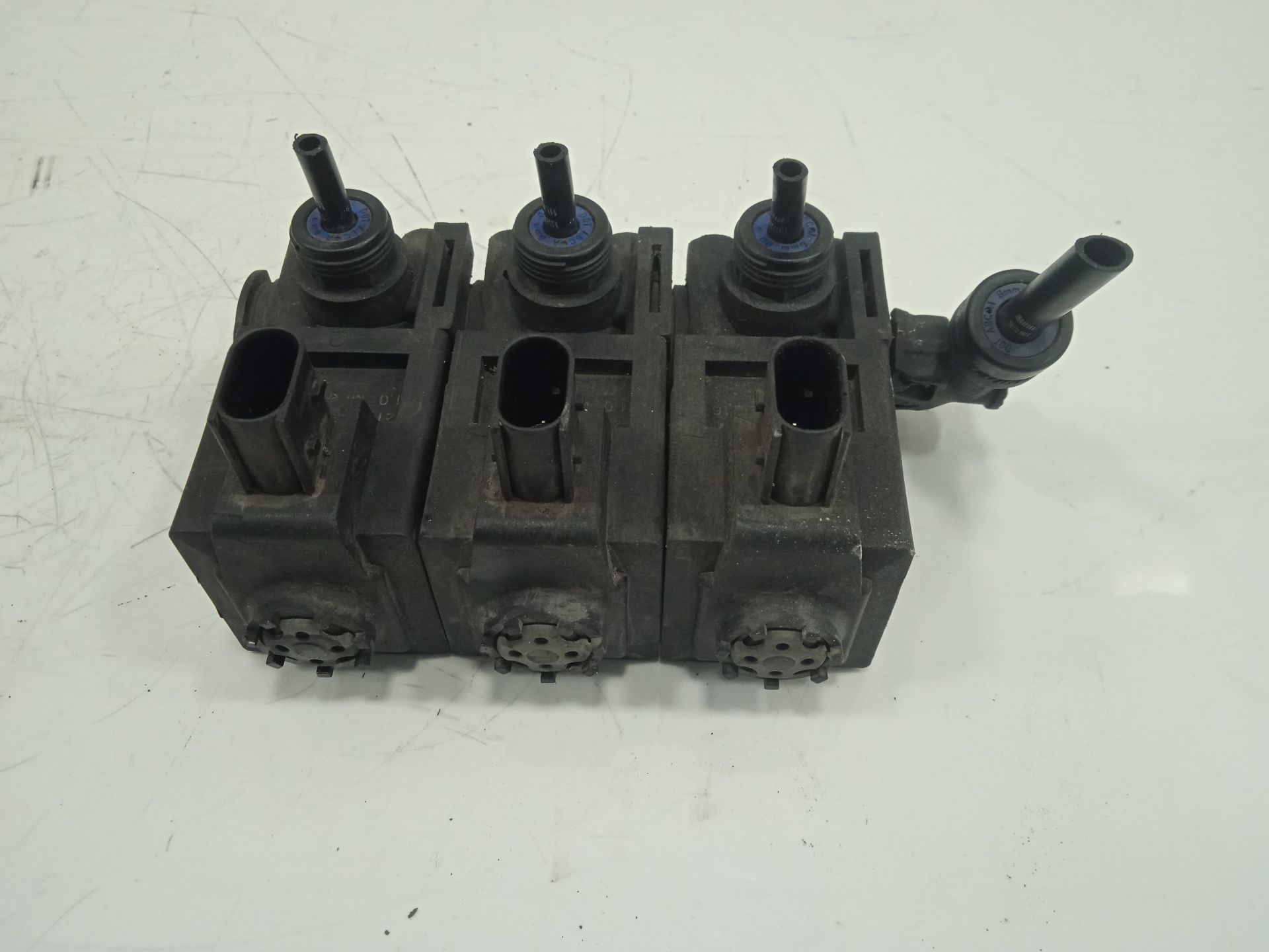 VALVULA SOLINOIDE RENAULT SERIE T Fg 4x2 Day-Cab