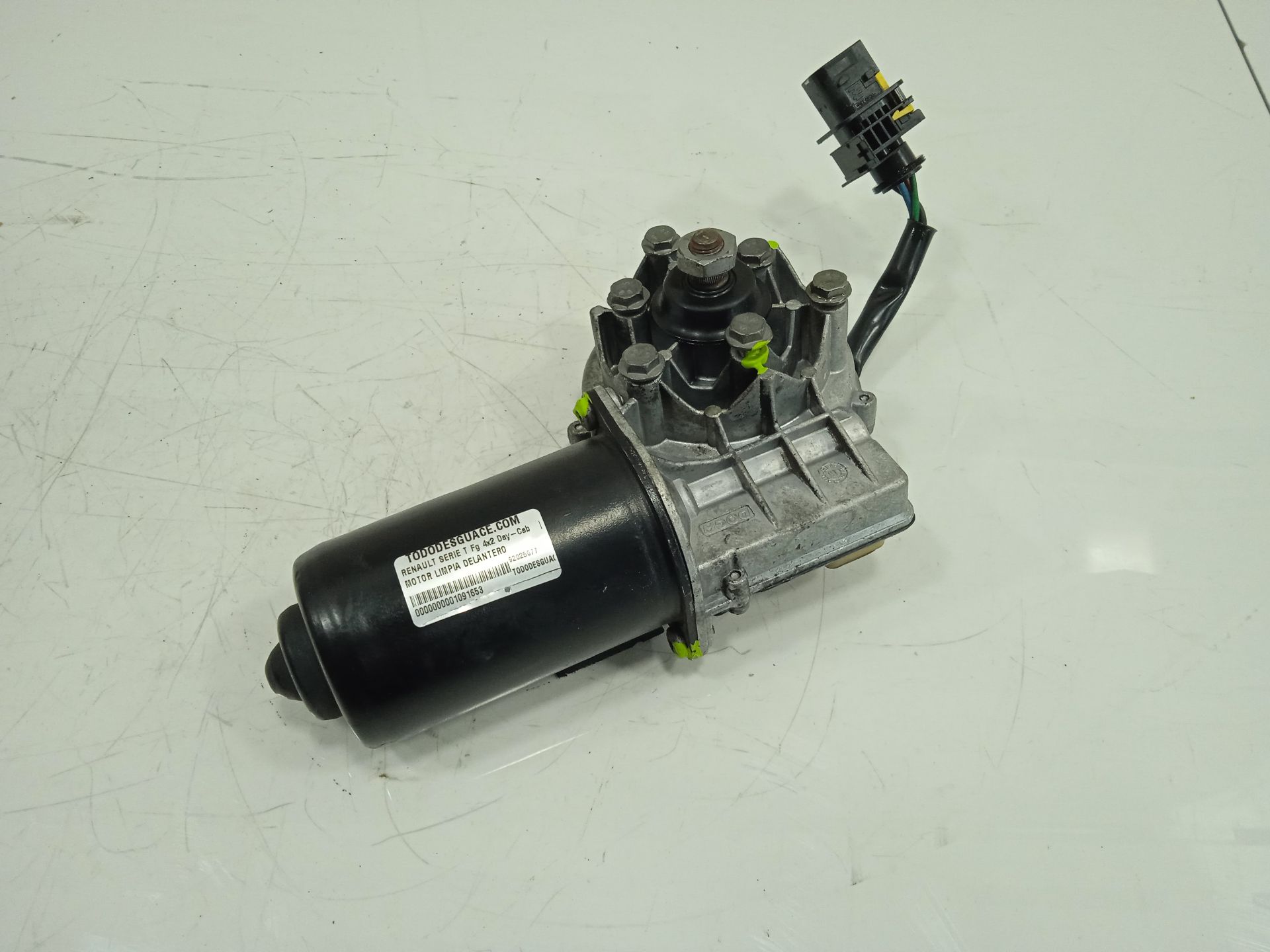 MOTOR LIMPIA DELANTERO RENAULT SERIE T Fg 4x2 Day-Cab