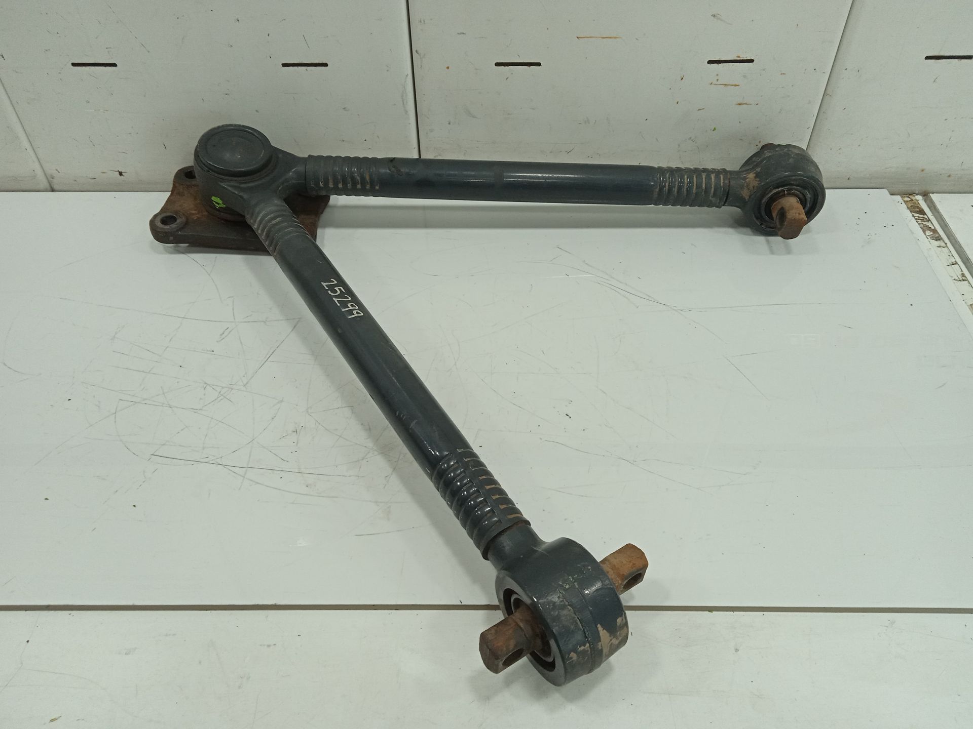 SOPORTE VOLVO FH XXX Fg 4x2 LOW Largo (LH1 o L2H1)