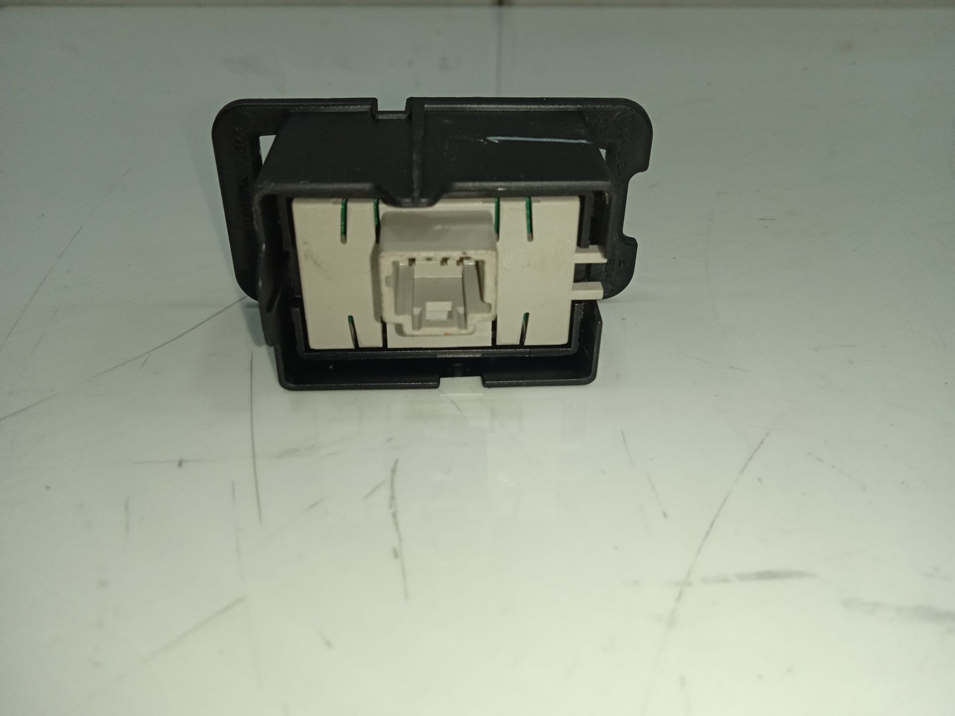 INTERRUPTOR DE CONTROL DE CRUSERO RENAULT ZOE Entry