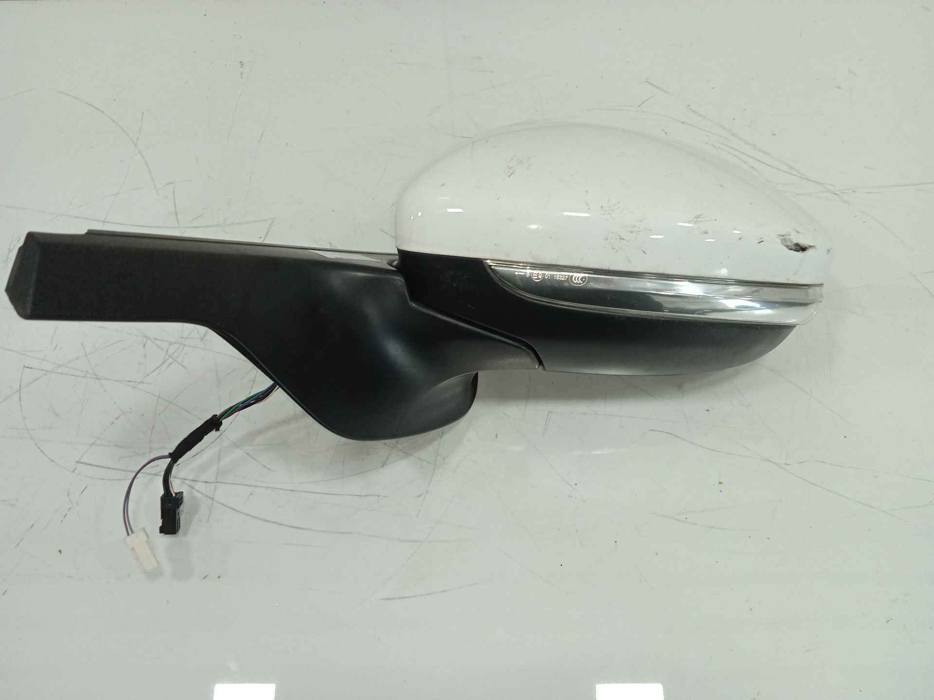 RETROVISOR IZQUIERDO CITROEN C3 *