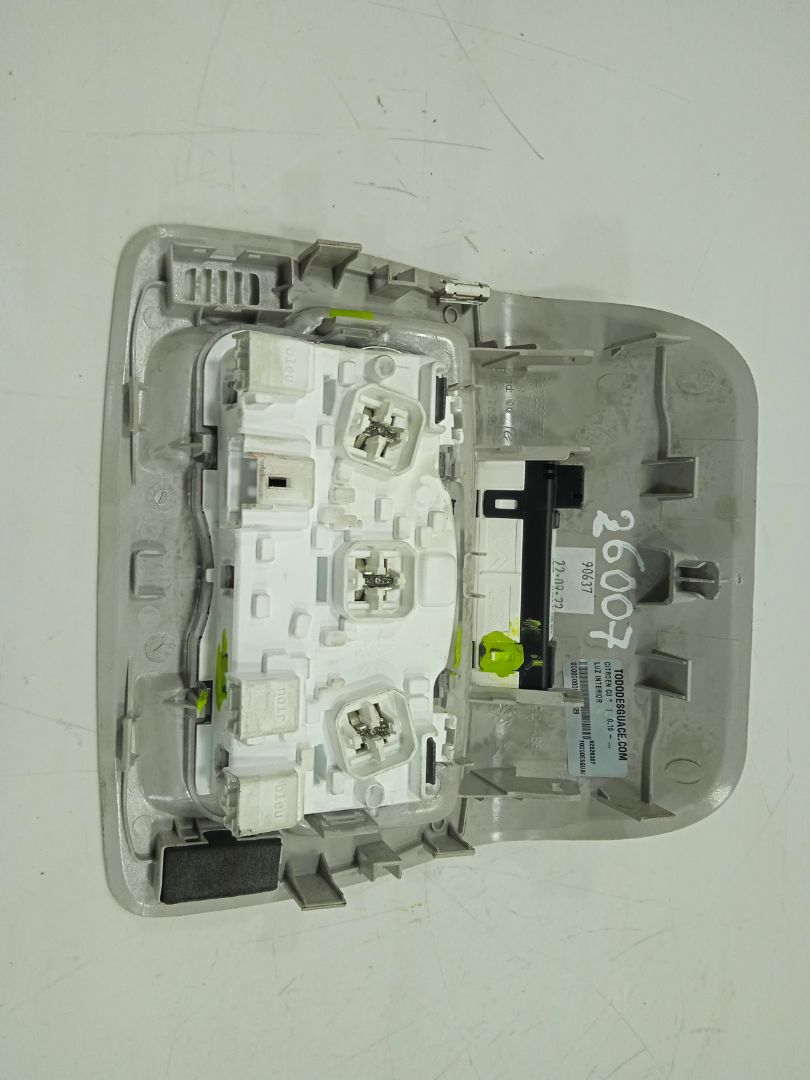 LUZ INTERIOR CITROEN C3 *