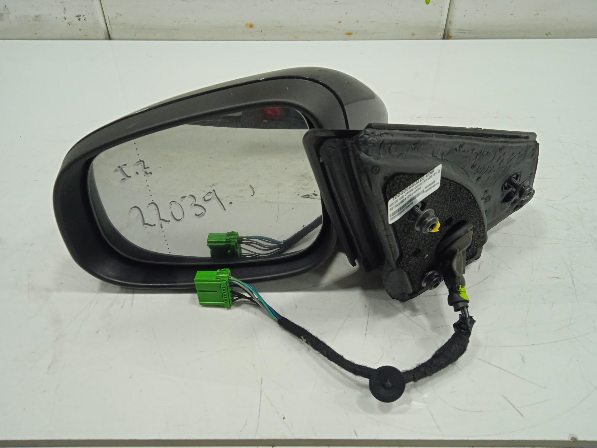 RETROVISOR IZQUIERDO VOLVO V40 CROSS COUNTRY (2012-0) Basis