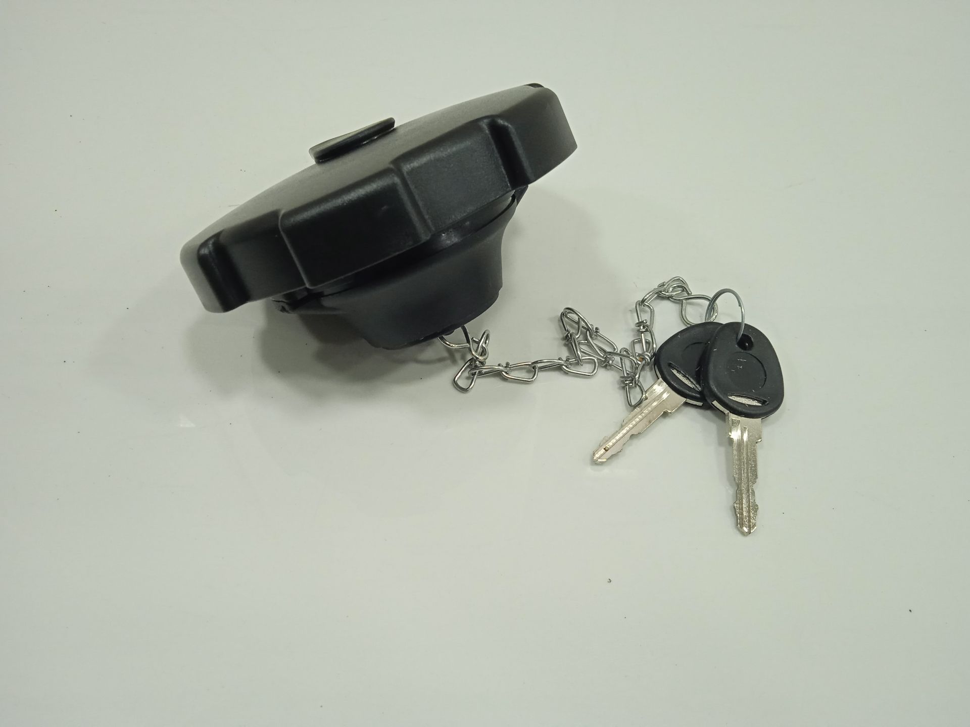 TAPON COMBUSTIBLE MAN TGX 33.XXX FG /   6x4   BL XL