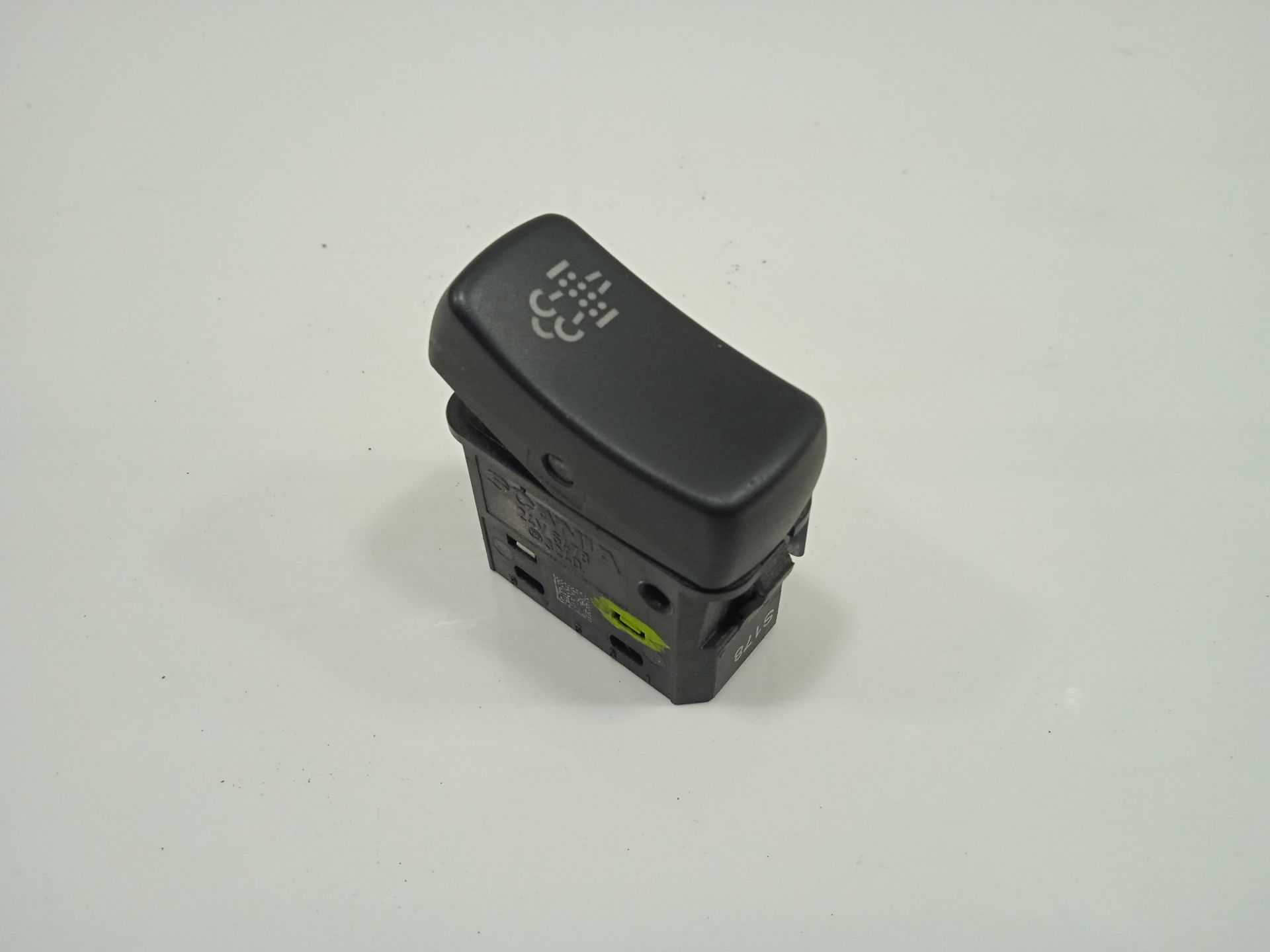 INTERRUPTOR SCANIA SERIE P/G/R (L-CLASE) FSa G450 (4x2) Corto CG 14