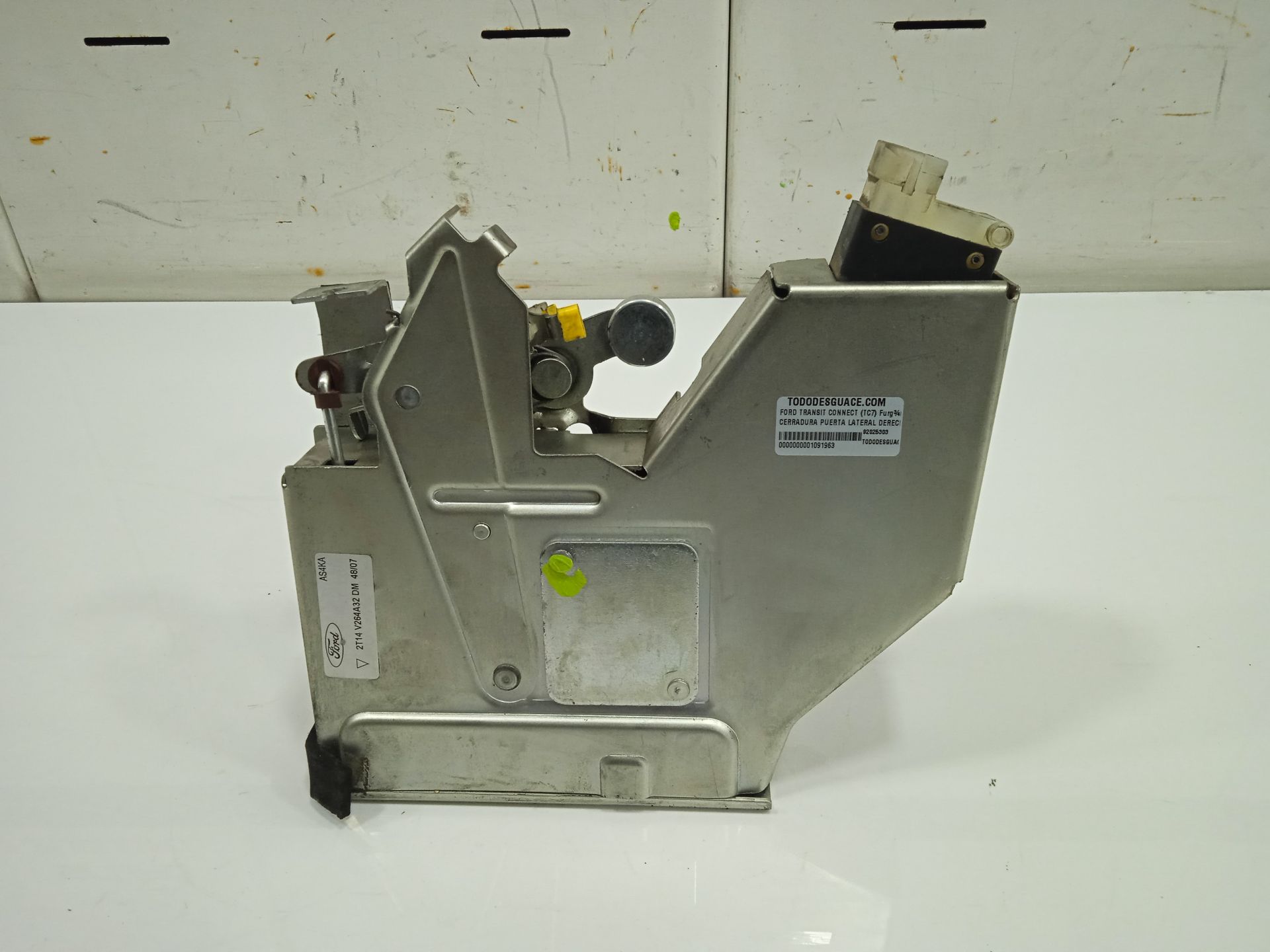 CERRADURA PUERTA LATERAL DERECHA FORD TRANSIT CONNECT (TC7) Furgón (2006->)