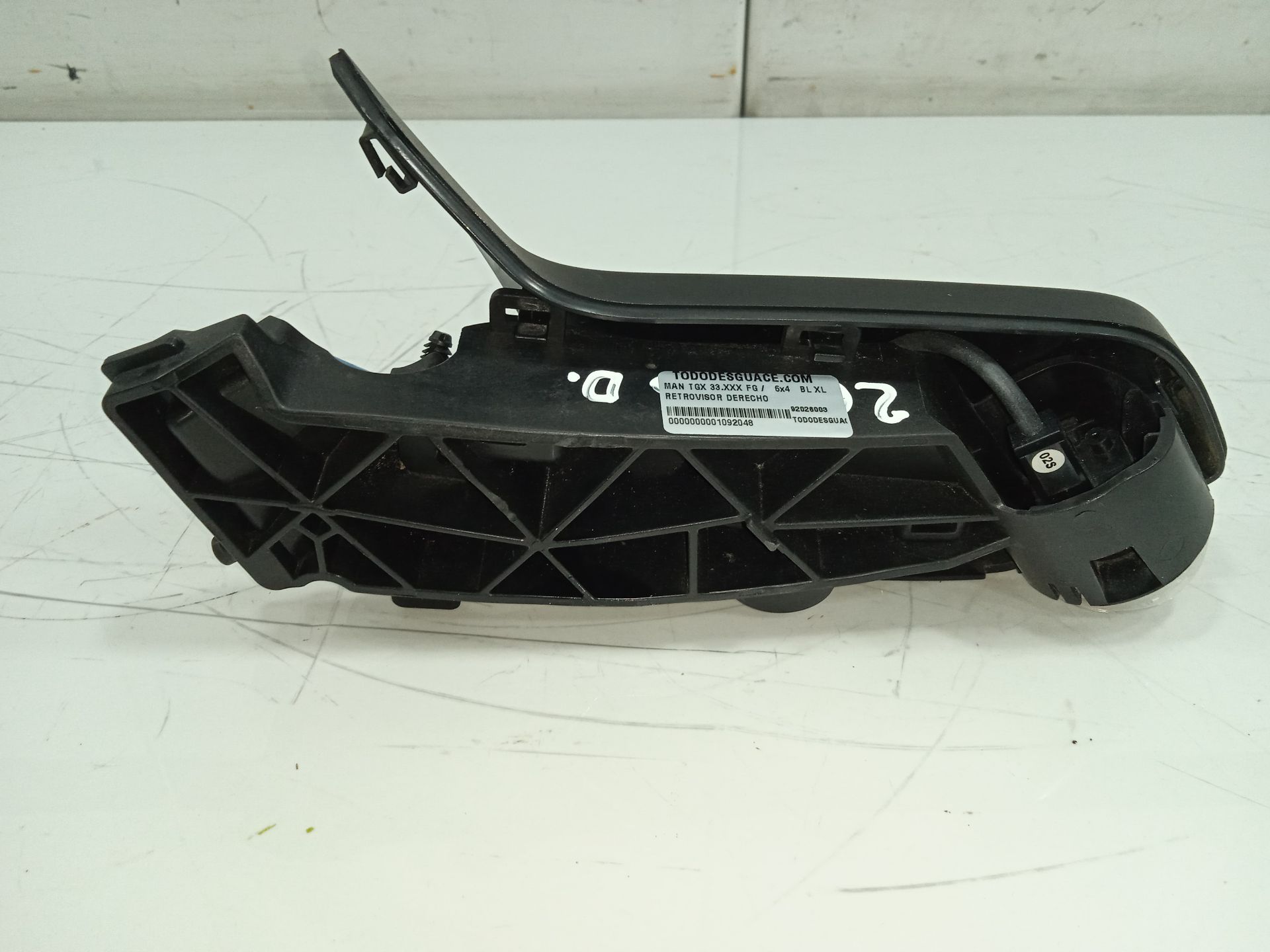 RETROVISOR DERECHO MAN TGX 33.XXX FG /   6x4   BL XL