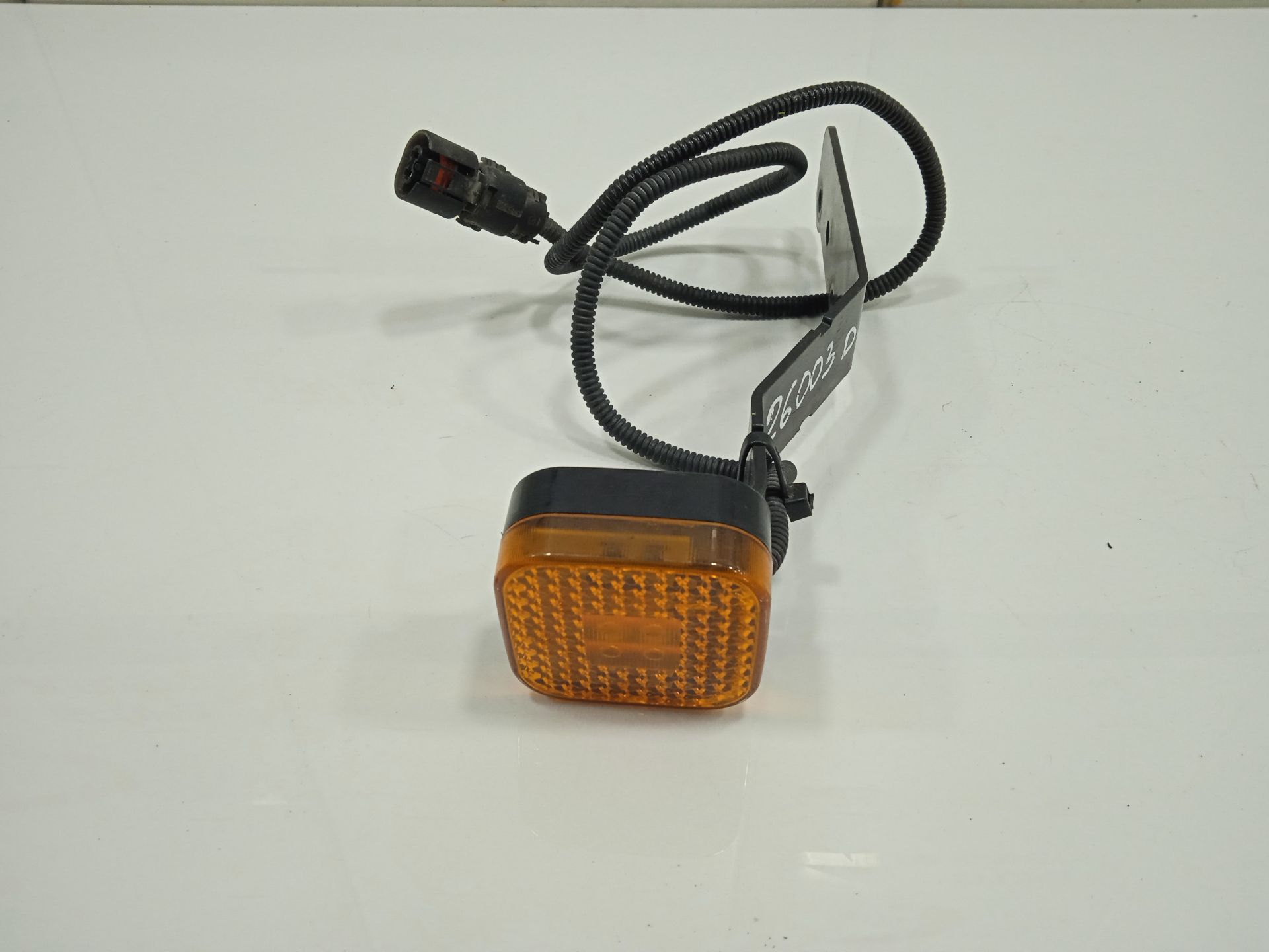 PILOTO INTERMITENTE MAN TGX 33.XXX FG /   6x4   BL XL
