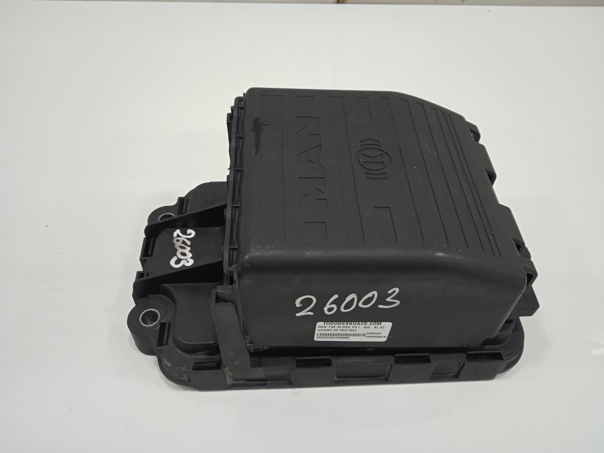 UNIDAD DE CONTROL MAN TGX 33.XXX FG /   6x4   BL XL