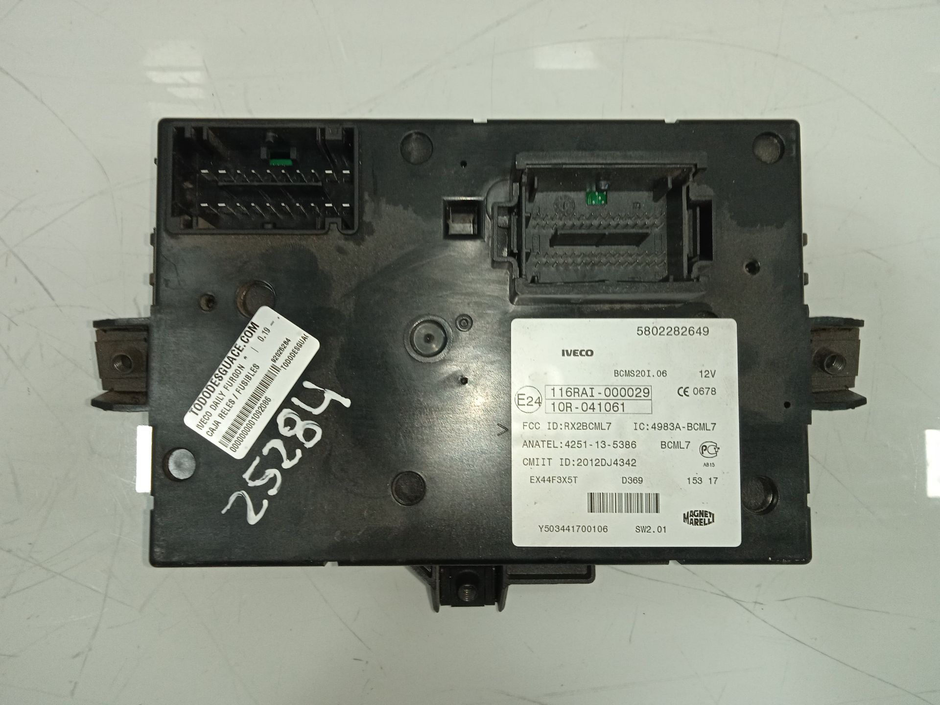 CAJA RELES / FUSIBLES IVECO DAILY FURGON *
