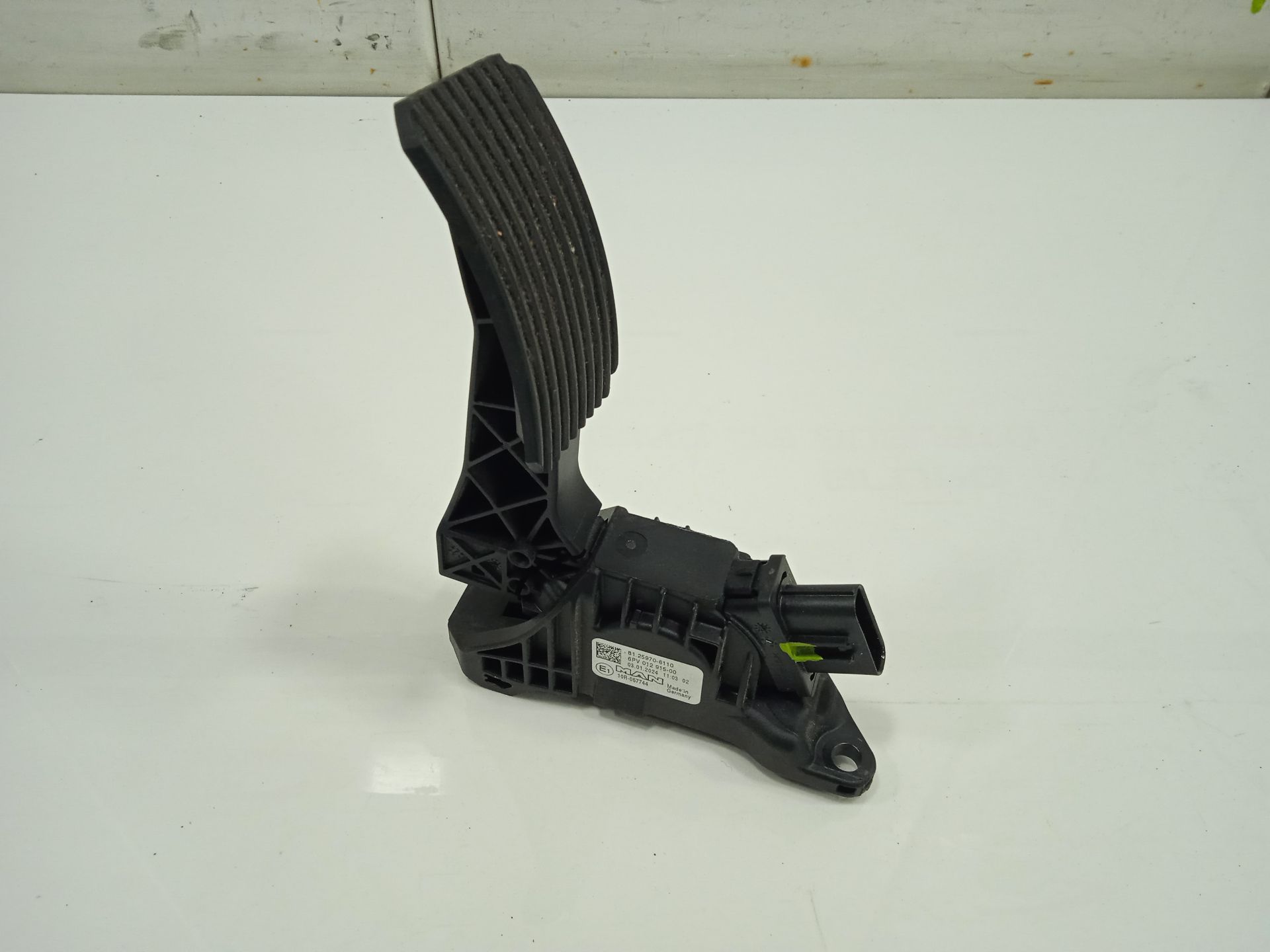 POTENCIOMETRO MAN TGX 33.XXX FG /   6x4   BL XL