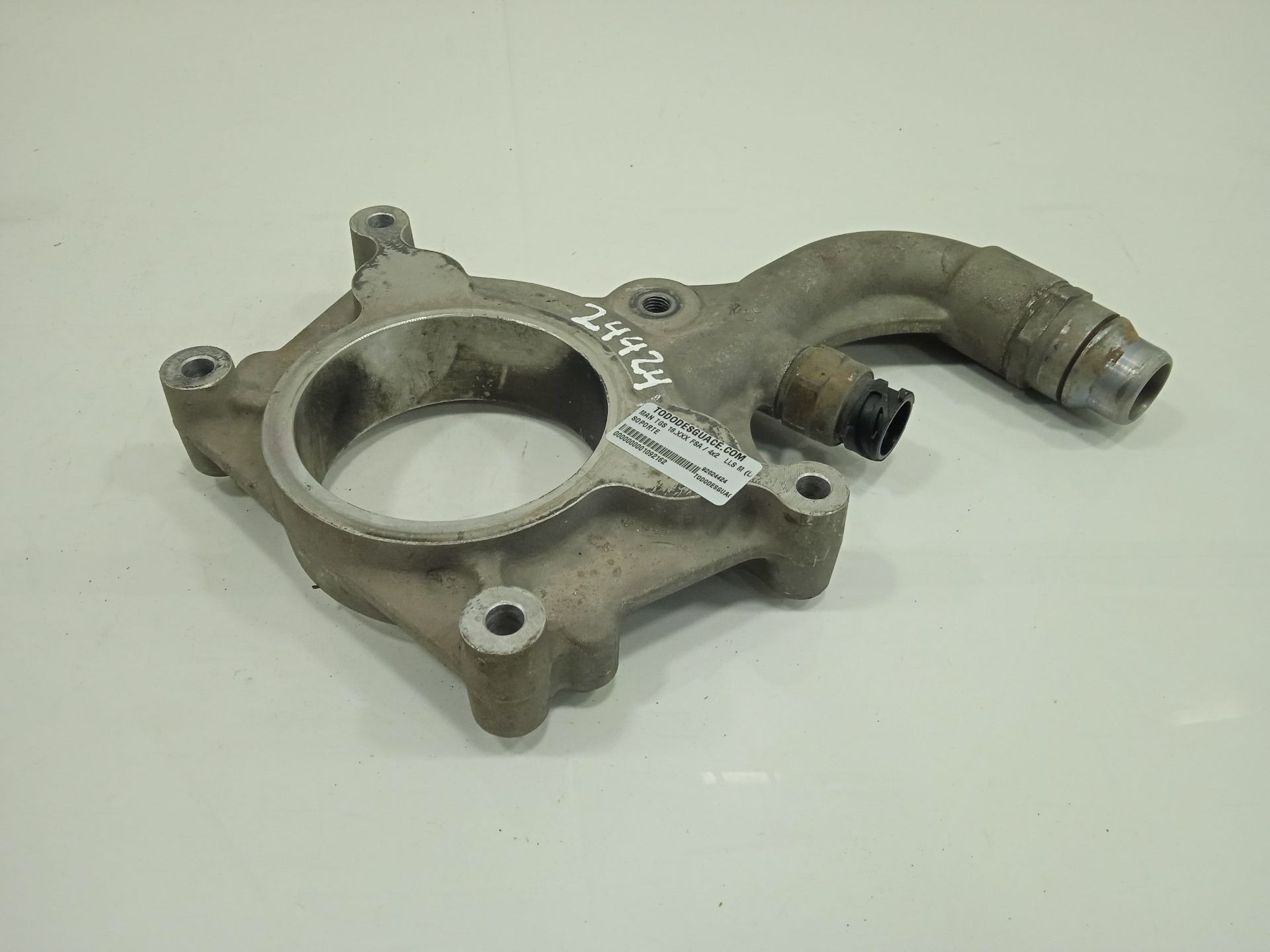 SOPORTE MAN TGS 18.XXX FSA / 4x2   LLS M (Largura mediana)
