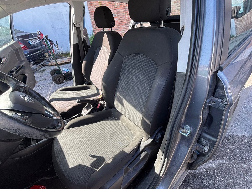 OPEL CORSA E Selective Motor 1,4 Ltr. - 66 kW 16V CAT (B 14 XEL / LDD) bivalent, Gasolina / GPL