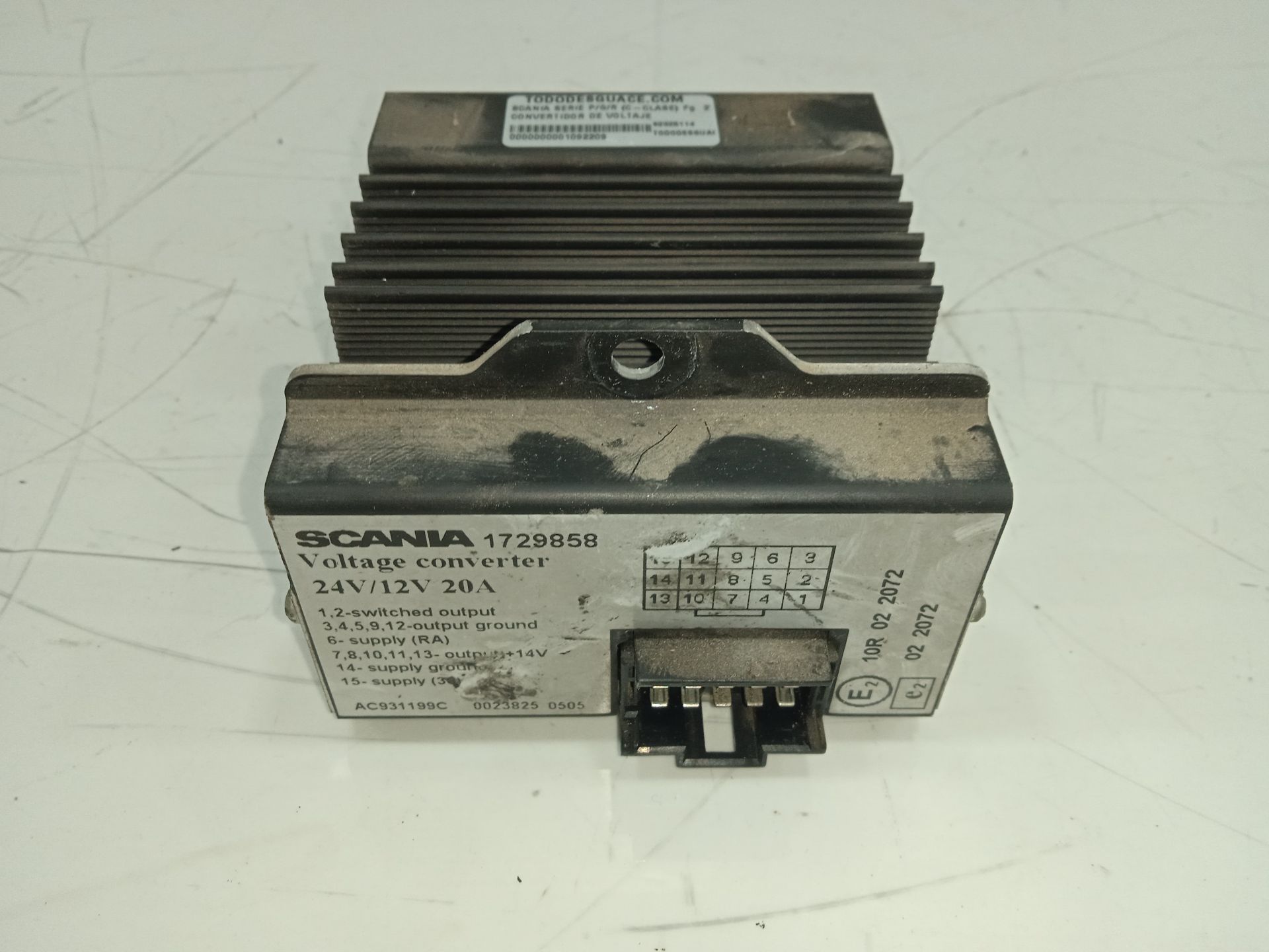 CONVERTIDOR DE VOLTAJE SCANIA SERIE P/G/R (C-CLASE) Fg  270  (4X2) Corto CP 13 / 14 B