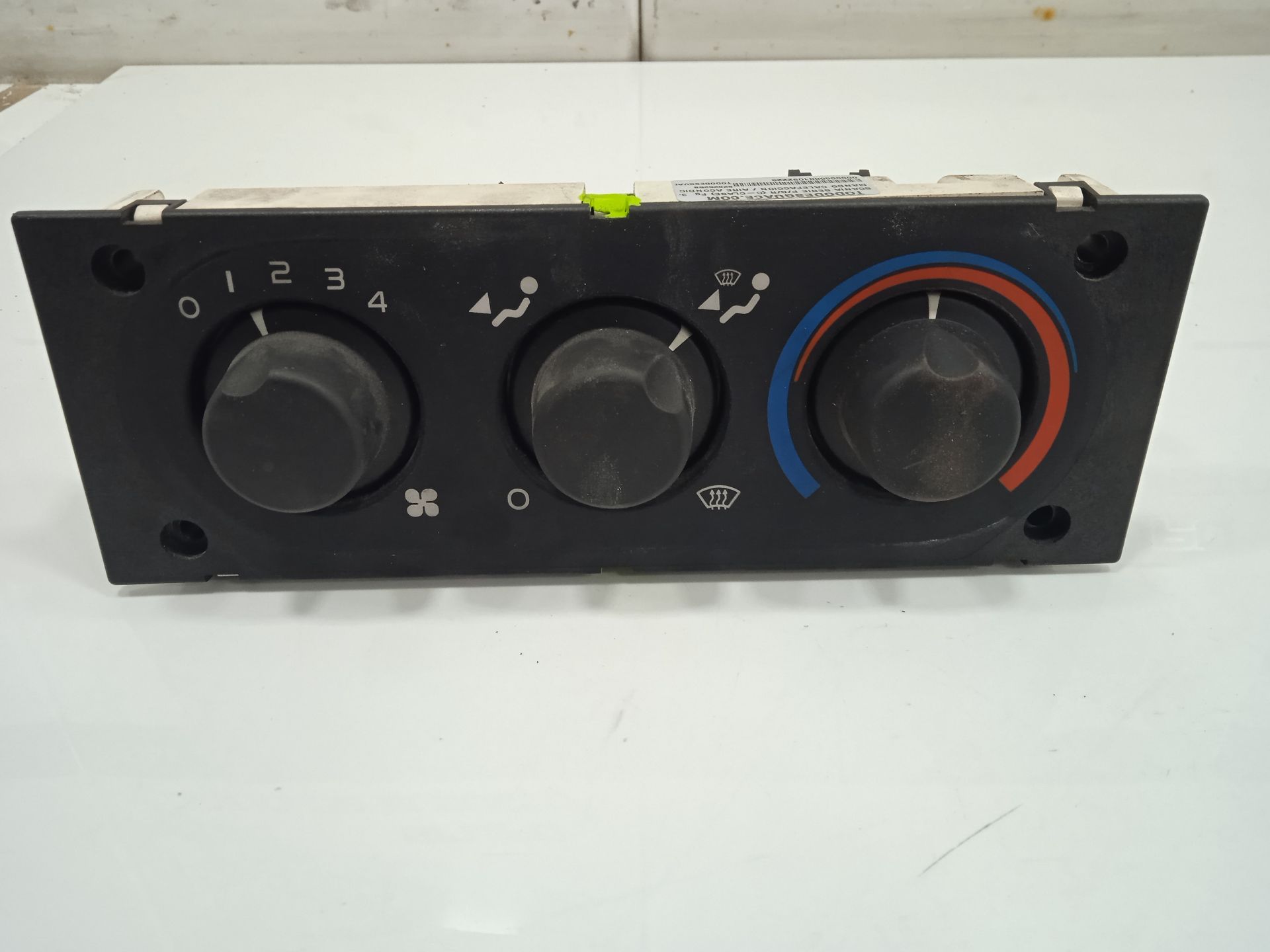 MANDO CALEFACCION / AIRE ACONDICIONADO SCANIA SERIE P/G/R (C-CLASE) Fg  340  (4X2) Corto CP 13 / 14 B