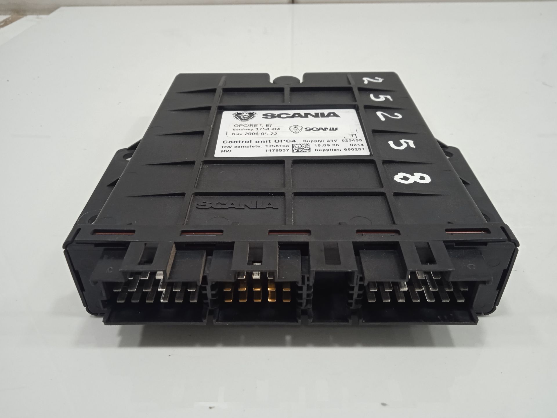 MODULO ELECTRONICO SCANIA SERIE P/G/R (C-CLASE) Fg  340  (4X2) Corto CP 13 / 14 B