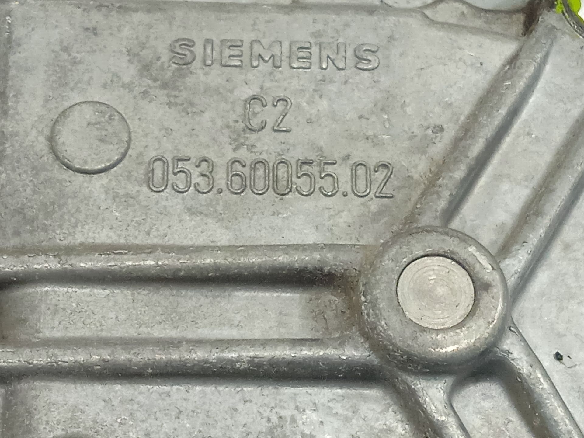 ELEVALUNAS DELANTERO IZQUIERDO VOLVO FH XXX Fg 4x2 LOW Largo (LH1 o L2H1)