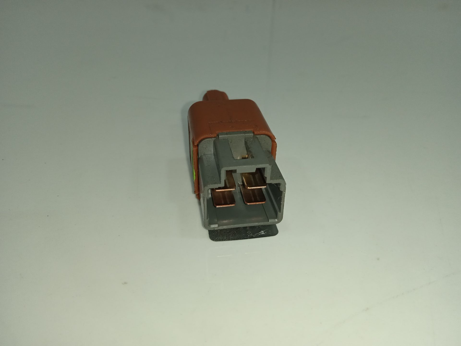 INTERRUPTOR INFINITI Q70 LIM. 2.2d Premium   |   01.15 - 12.19