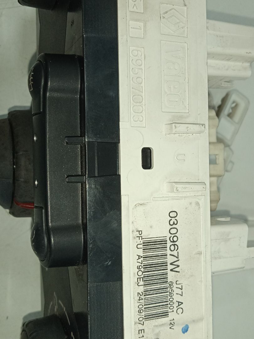 MANDO CALEFACCION / AIRE ACONDICIONADO RENAULT CLIO III Authentique
