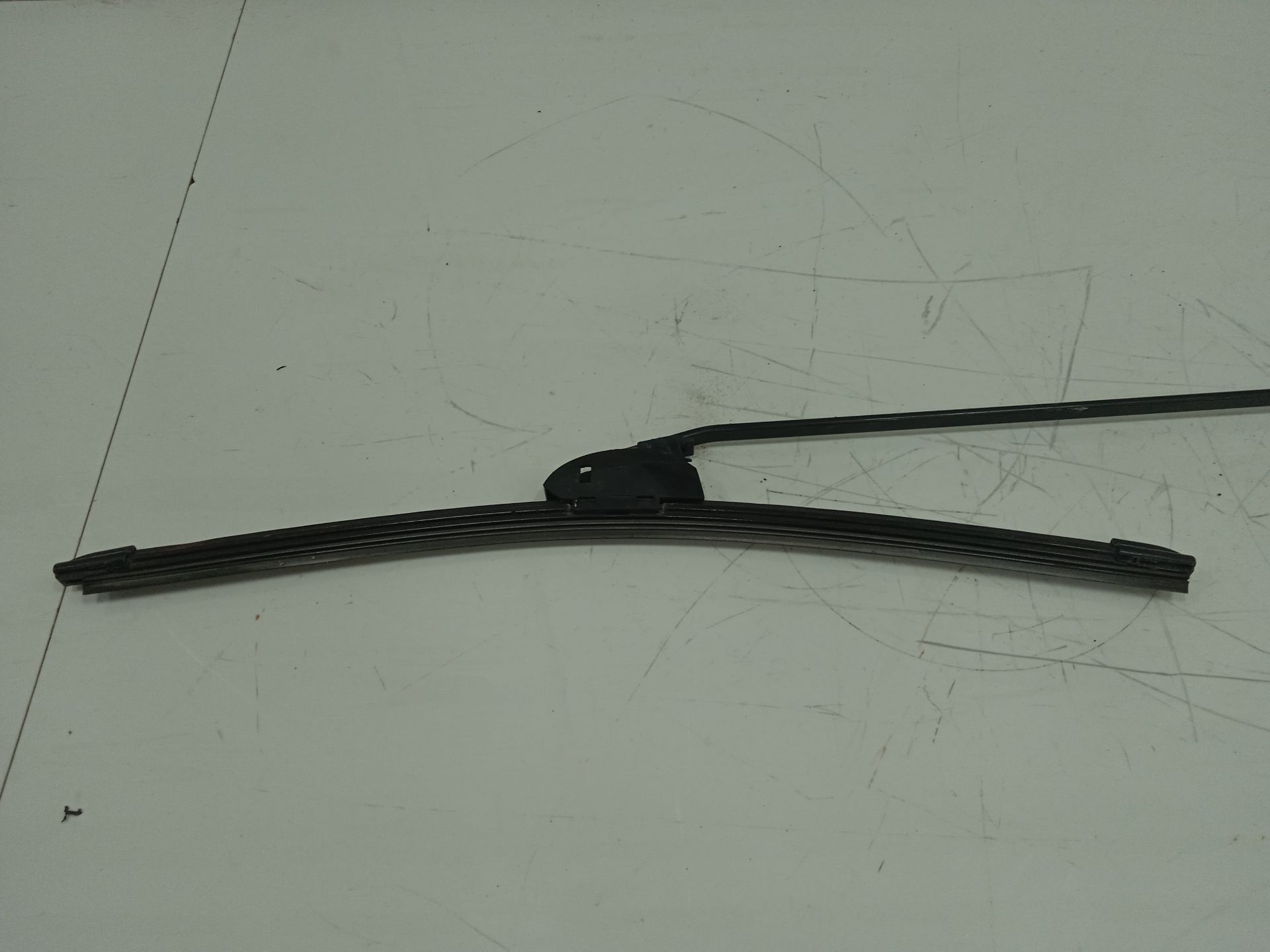 BRAZO LIMPIA DELANTERO IZQUIERDO RENAULT TRAFIC CAJA CERRADA (AB 4.01) L1H1   Caja cerrada, corto