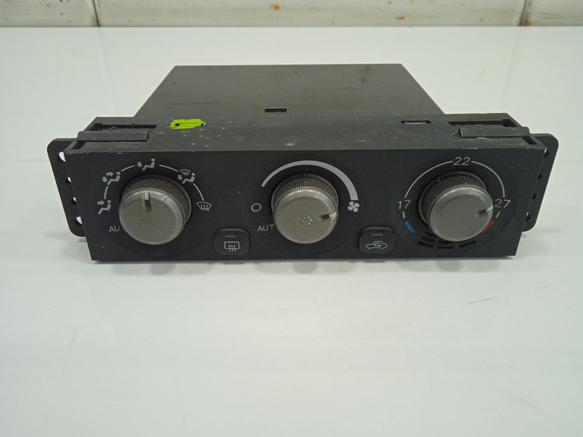 MANDO CALEFACCION / AIRE ACONDICIONADO MITSUBISHI MONTERO (V60/V70) 3.2 DI-D GLX Hunter (5-ptas.)   |   10.01 - ...