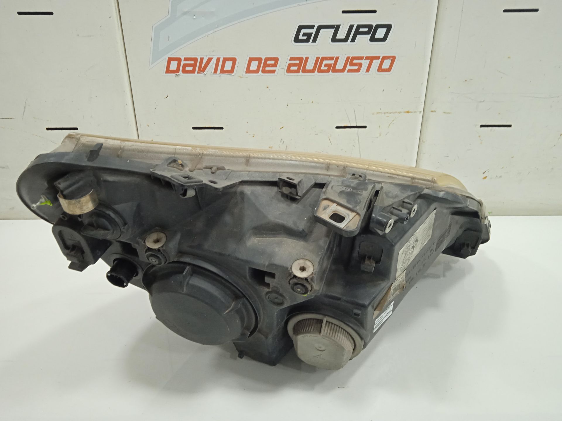 FARO IZQUIERDO PEUGEOT BOXER CAJA CERRADA (RS 3000) (330/333) 2007 ->) HDi (333)