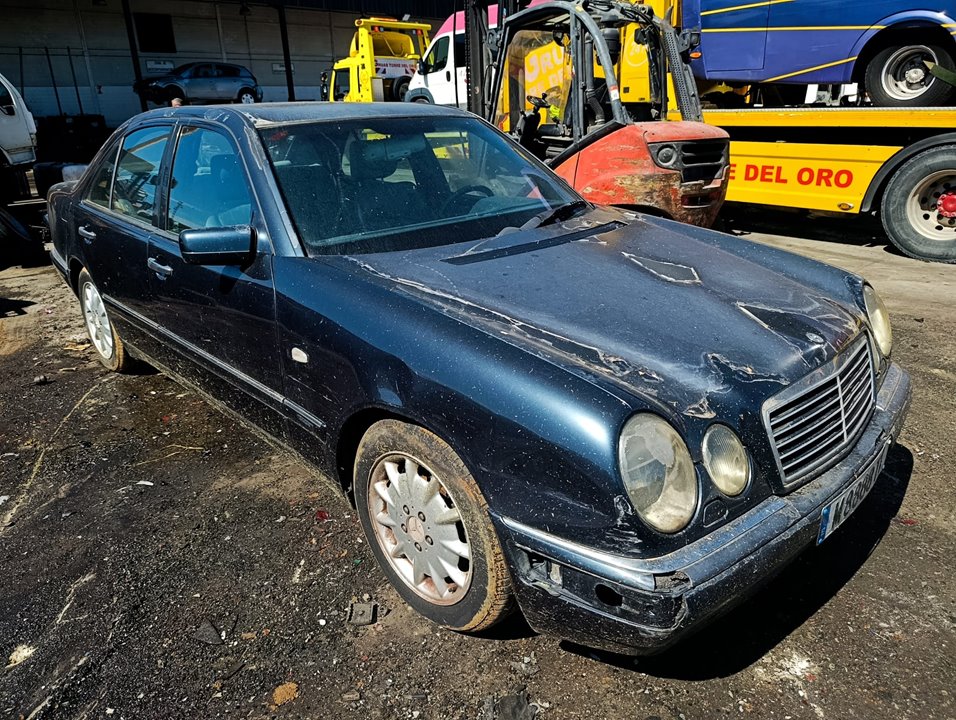 MERCEDES-BENZ CLASE E (W210) BERLINA 320 (210.055) Motor 3,2 Ltr. - 162 kW 24V CAT