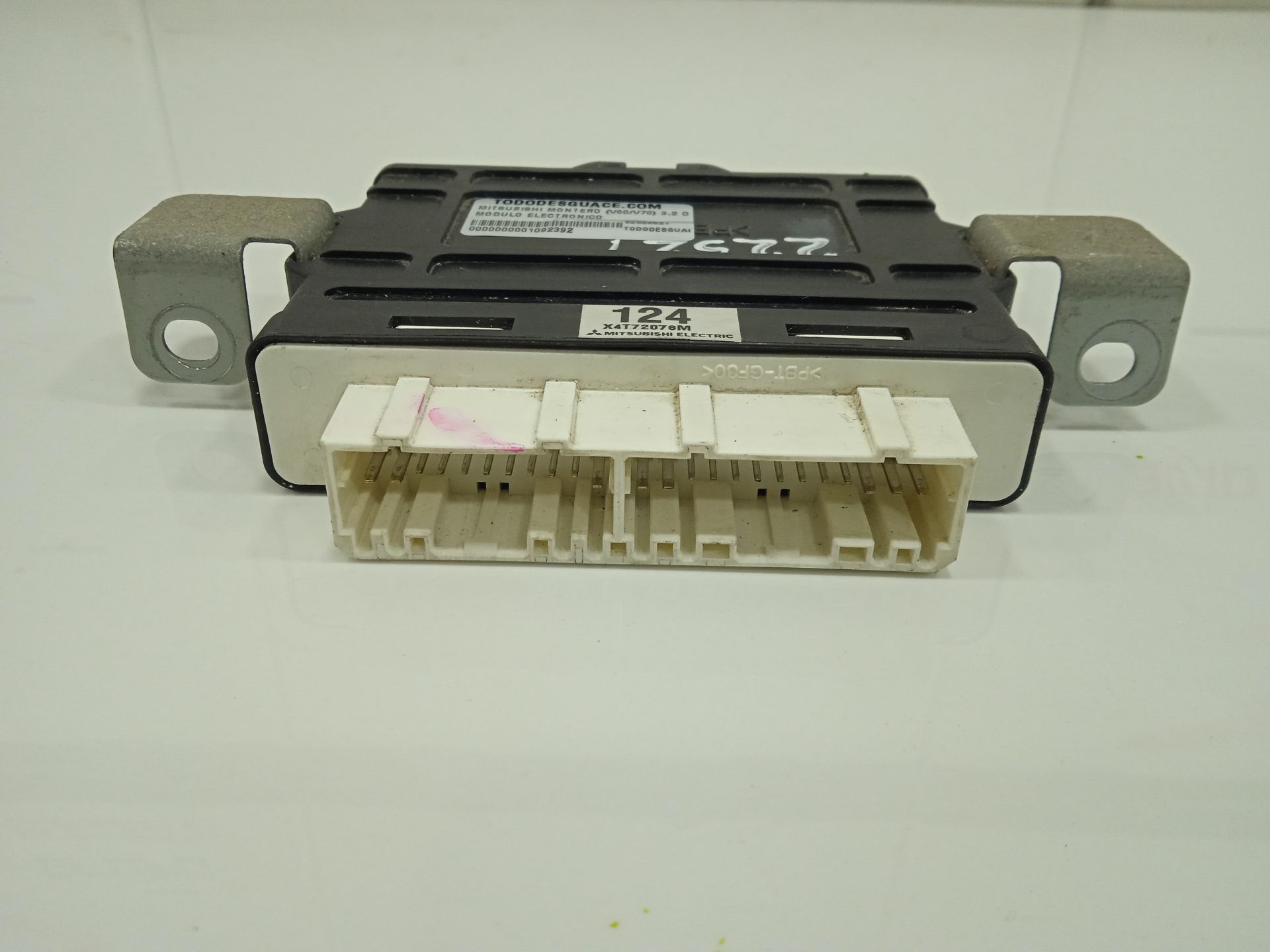 MODULO ELECTRONICO MITSUBISHI MONTERO (V60/V70) 3.2 DI-D GLX Hunter (5-ptas.)   |   10.01 - ...