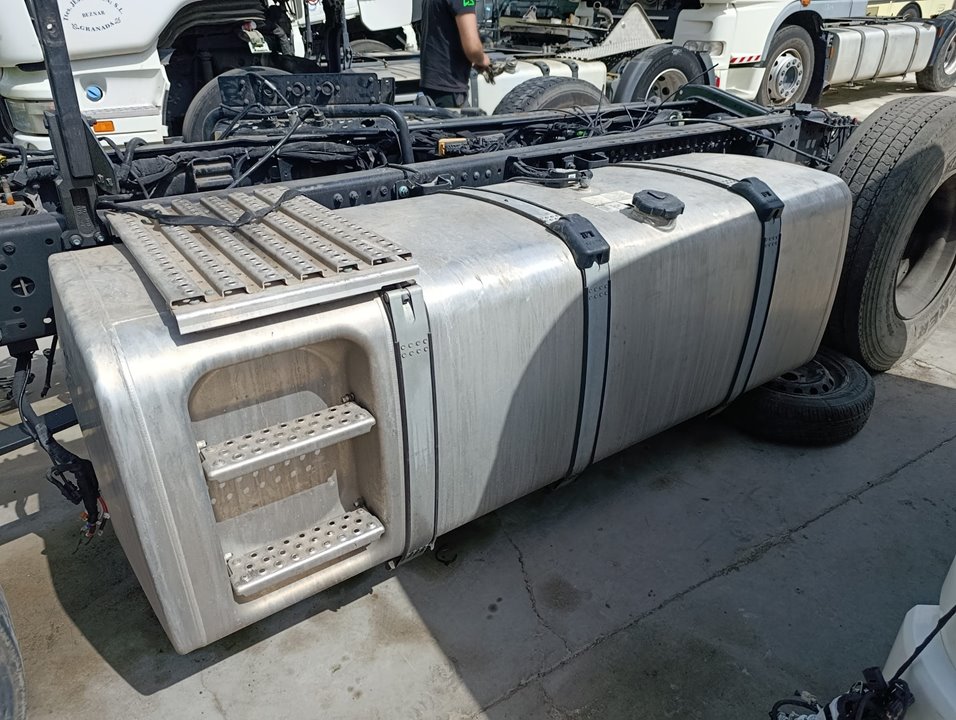DEPOSITO COMBUSTIBLE MAN TGX 33.XXX FG /   6x4   BL XL