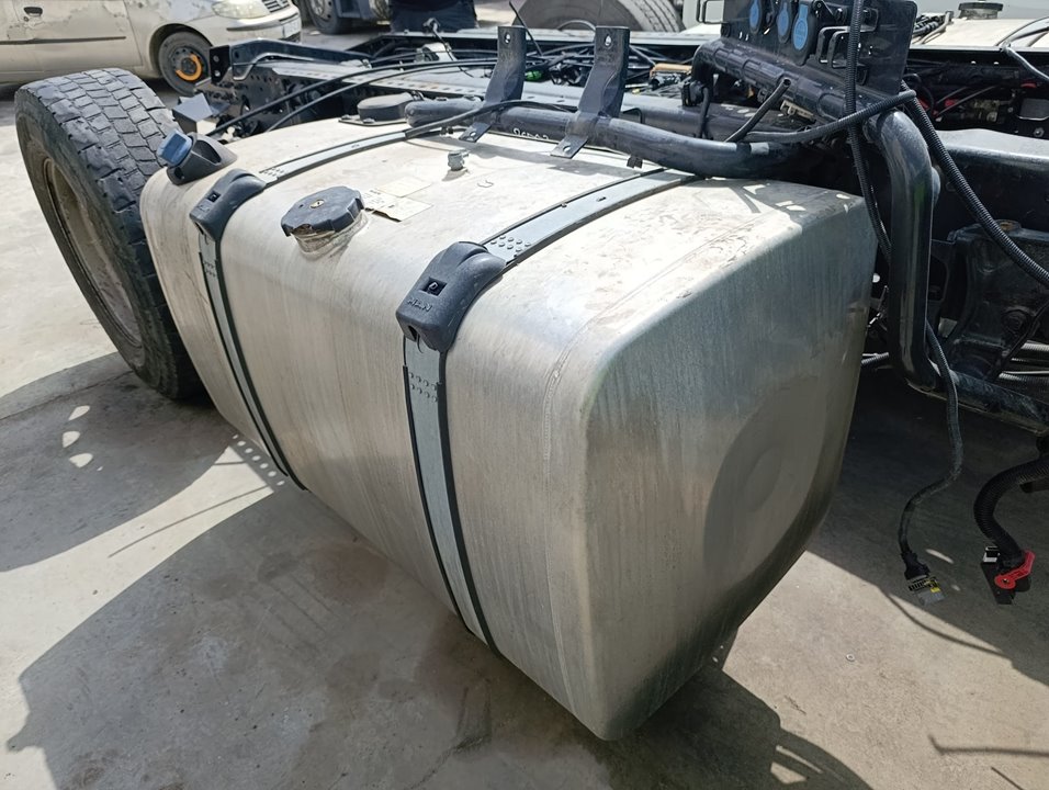 DEPOSITO COMBUSTIBLE MAN TGX 33.XXX FG /   6x4   BL XL