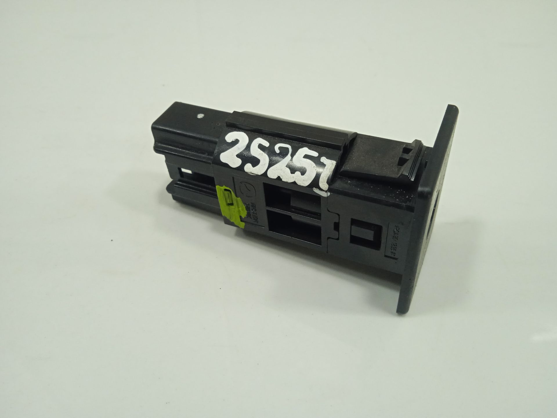 INTERRUPTOR AIRBAG MAZDA CX-3 Center-Line