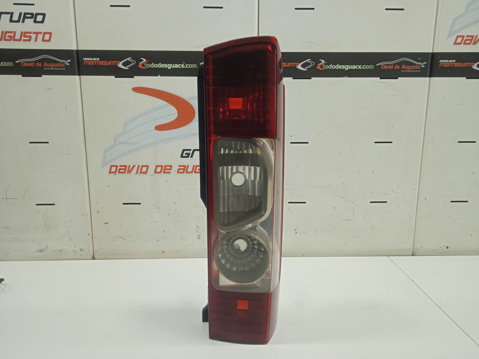 PILOTO TRASERO DERECHO FIAT DUCATO CAJA ABIERTA 35 (06.2006 =>) L2 120 Multijet