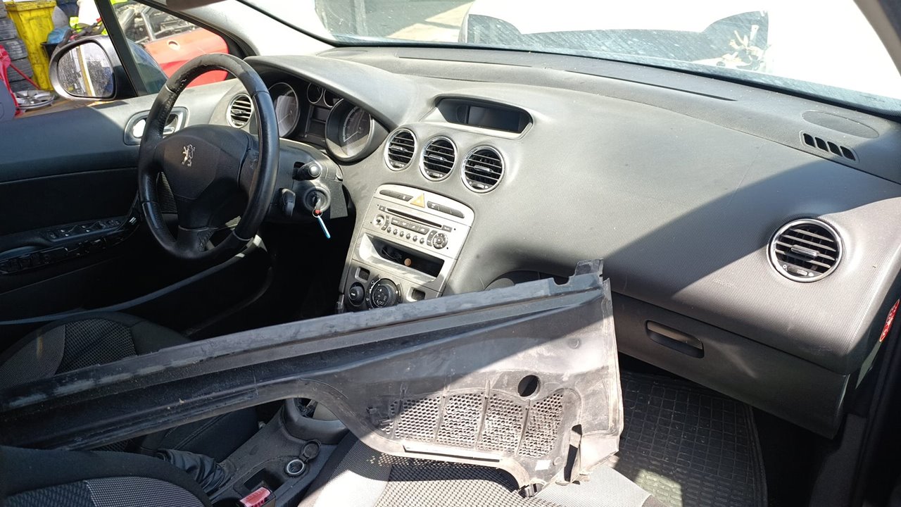 PEUGEOT 308 Confort Motor 1,6 Ltr. - 66 kW 16V HDi FAP