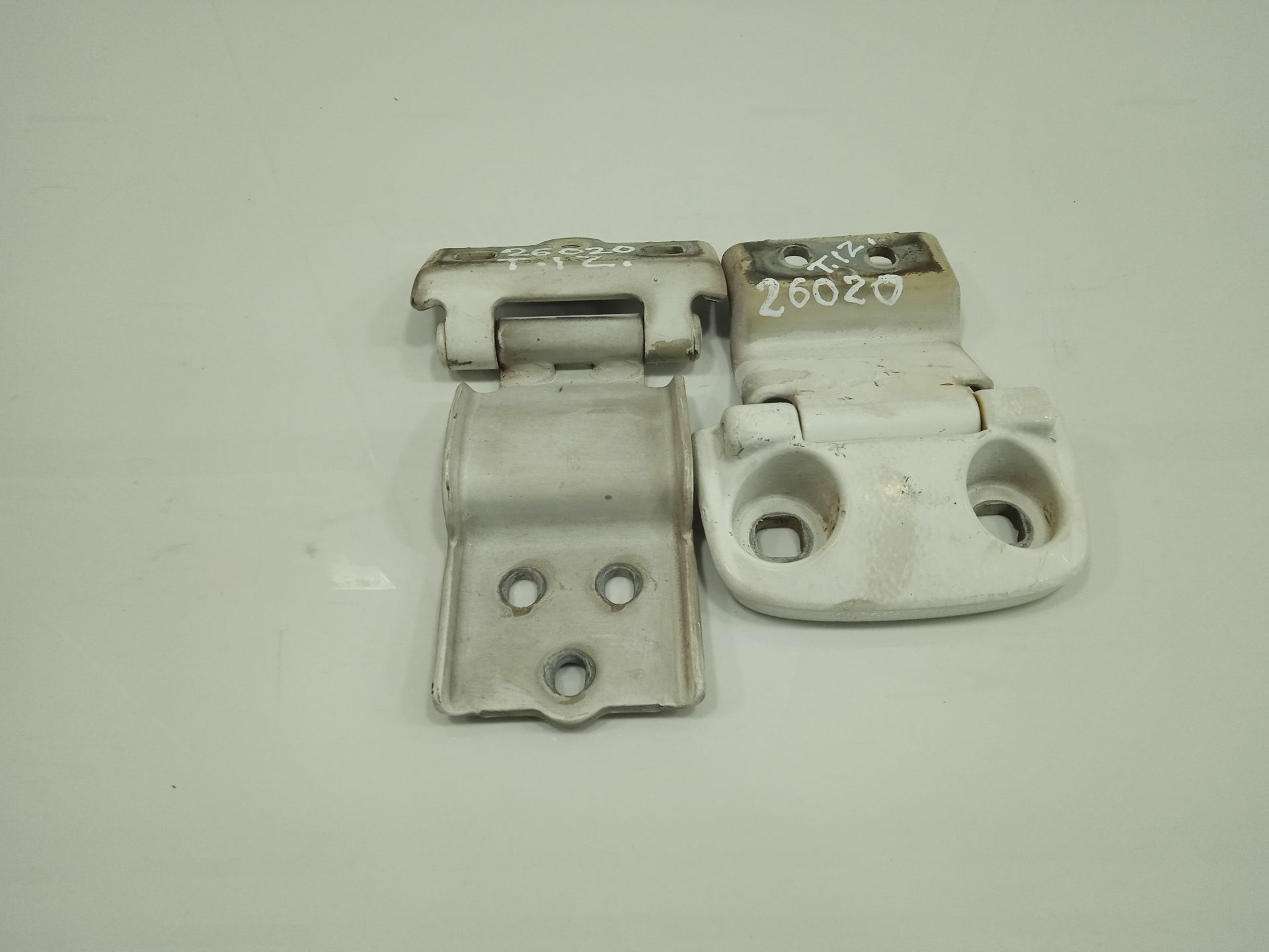 BISAGRA TRASERA IZQUIERDA FIAT DUCATO CAJA ABIERTA 35 (06.2006 =>) L2 120 Multijet