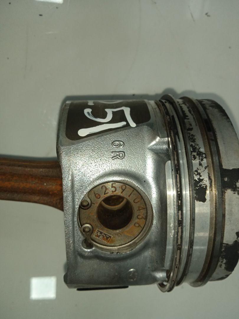PISTON Y BIELA MAZDA CX-3 Center-Line