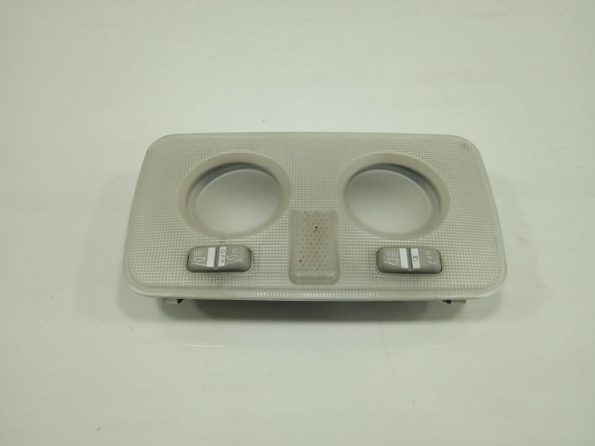 LUZ INTERIOR PEUGEOT BOXER CAJA CERRADA (RS 3000) (330/333) 2007 ->) HDi (333)