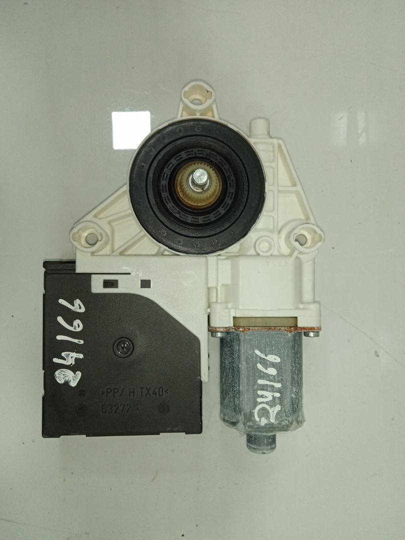 MOTOR ELEVALUNAS DELANTERO IZQUIERDO AUDI A3 SPORTBACK (8P) 1.9 TDI e Ambiente