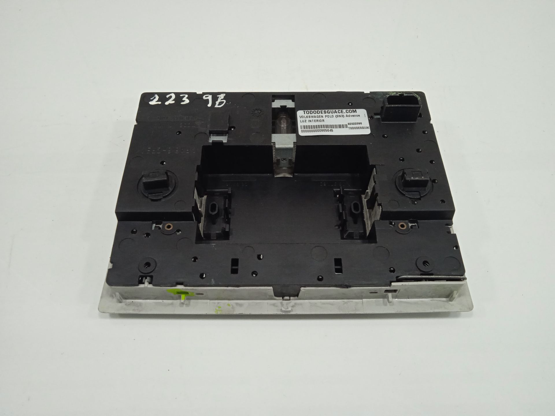 LUZ INTERIOR VOLKSWAGEN POLO (9N3) Advance   |   04.05 - 12.06